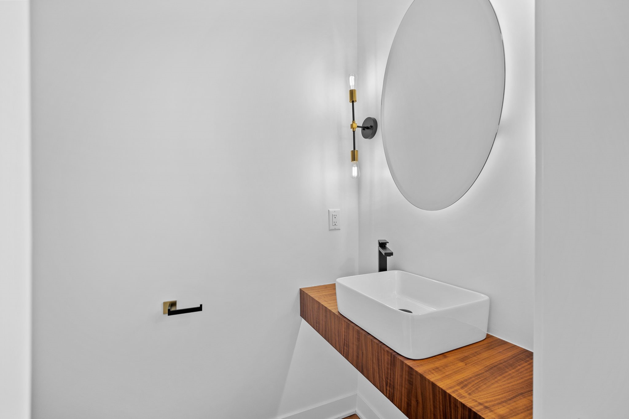 508 Indianola Road 8 Property Photo 12