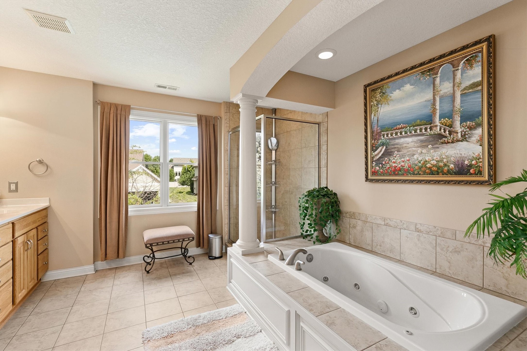 15220 Ridgemont Drive Property Photo 18