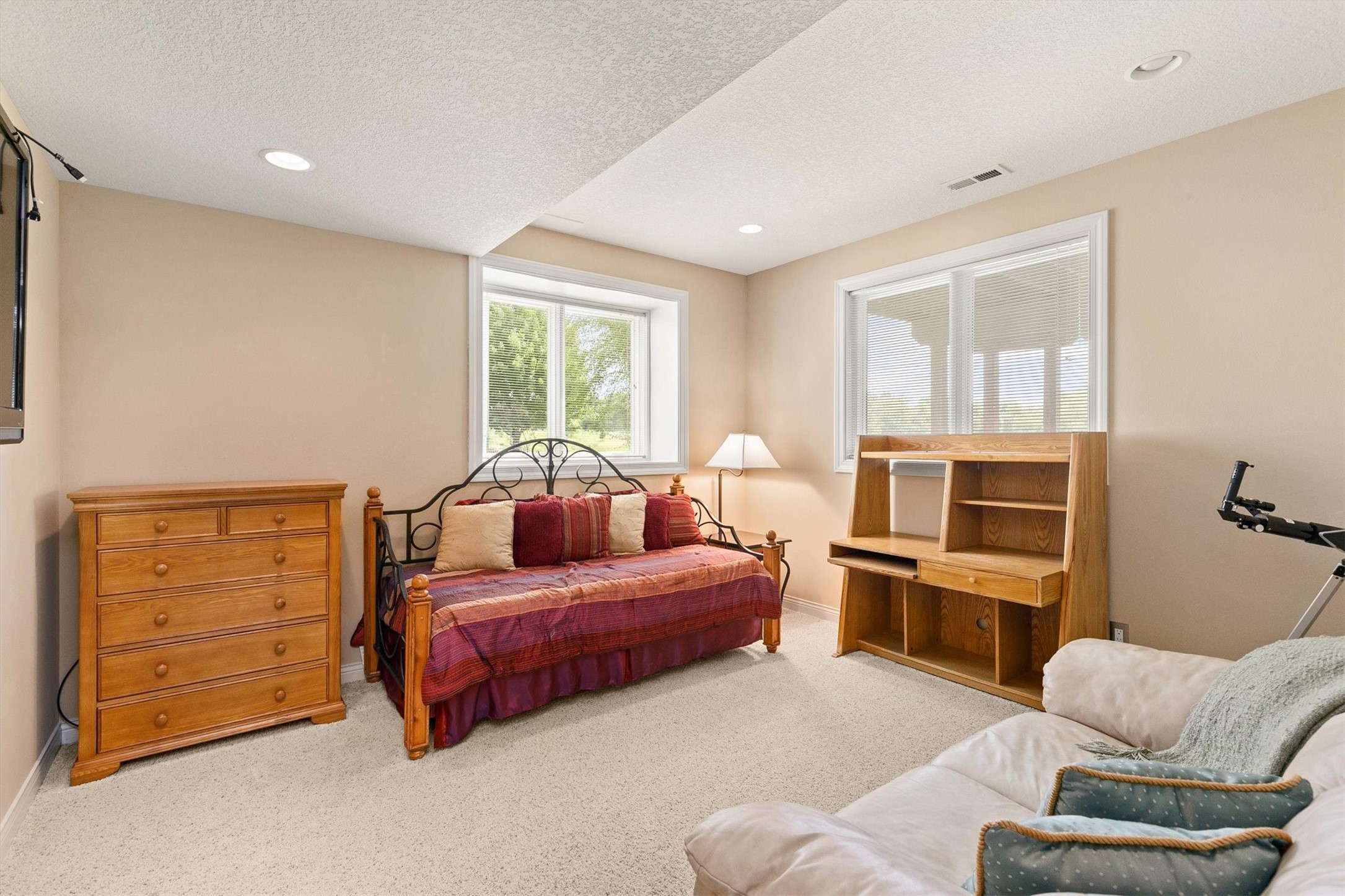 15220 Ridgemont Drive Property Photo 29