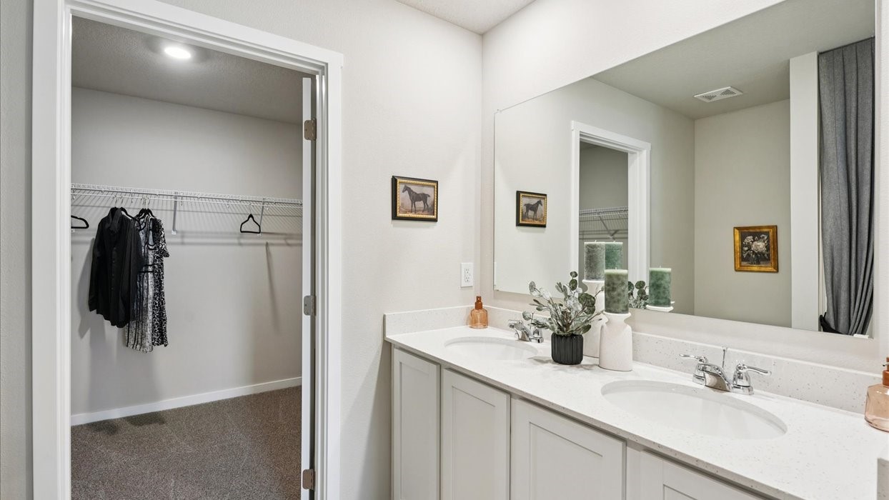 5144 168th Street Property Photo 17