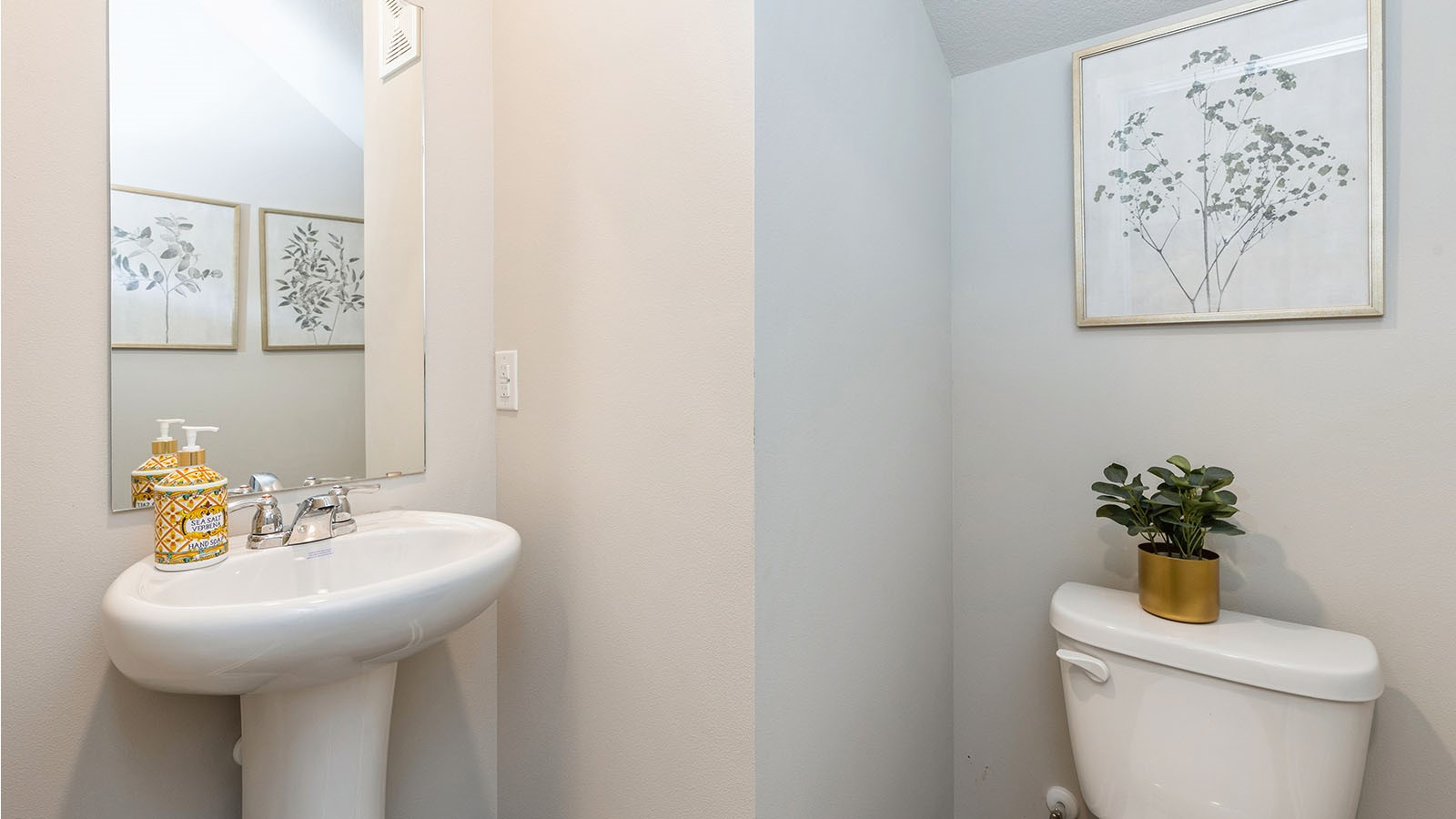 3591 Pershing Lane Property Photo 20