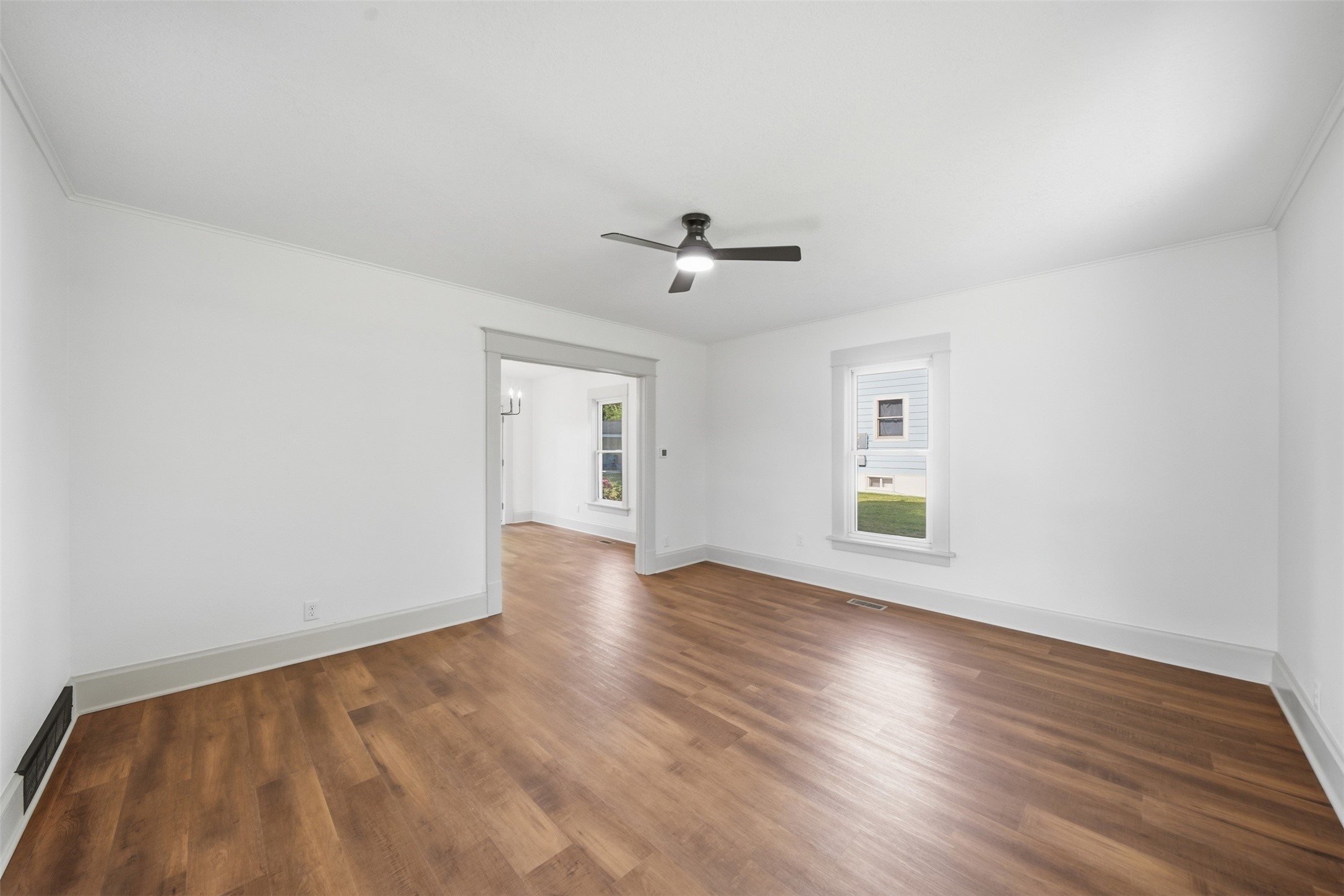 2715 Logan Avenue Property Photo 9