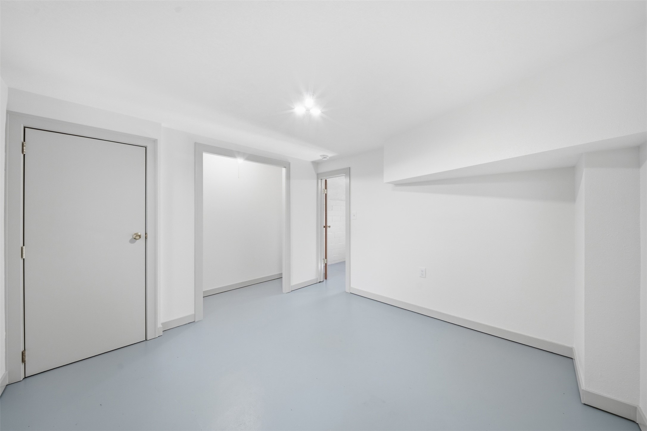 2715 Logan Avenue Property Photo 26