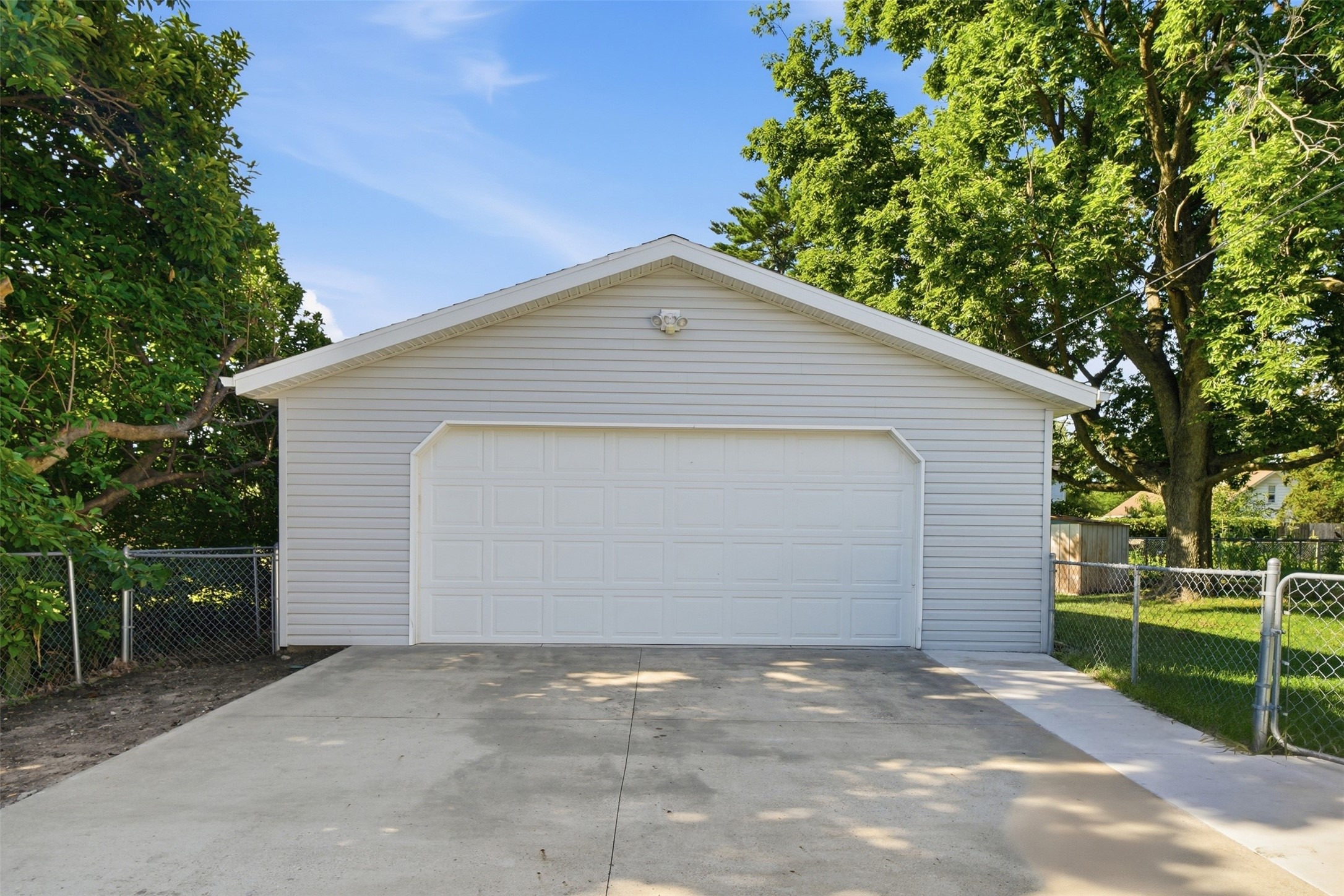 2715 Logan Avenue Property Photo 27