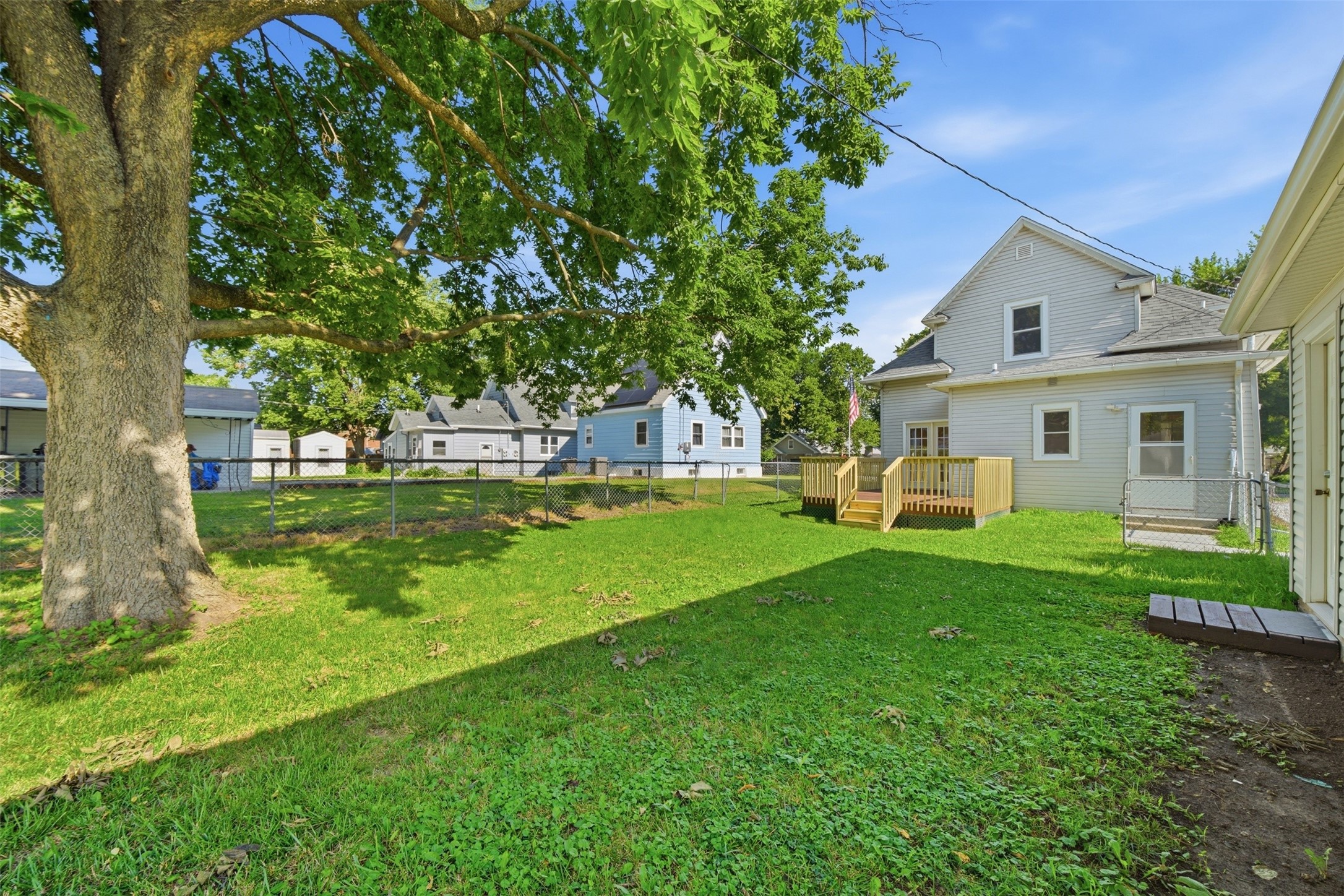 2715 Logan Avenue Property Photo 29
