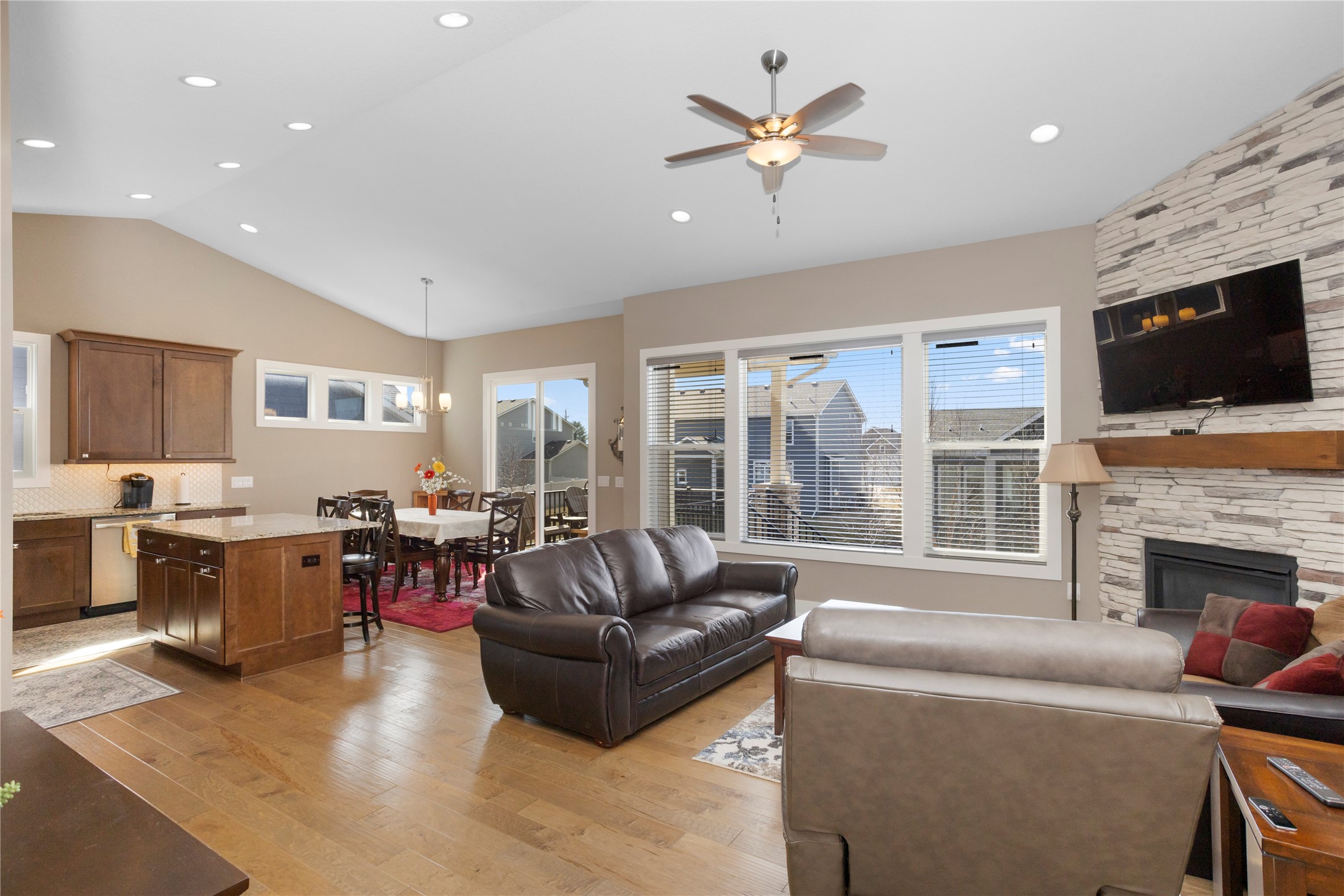 6106 Aspen Drive Property Photo 4
