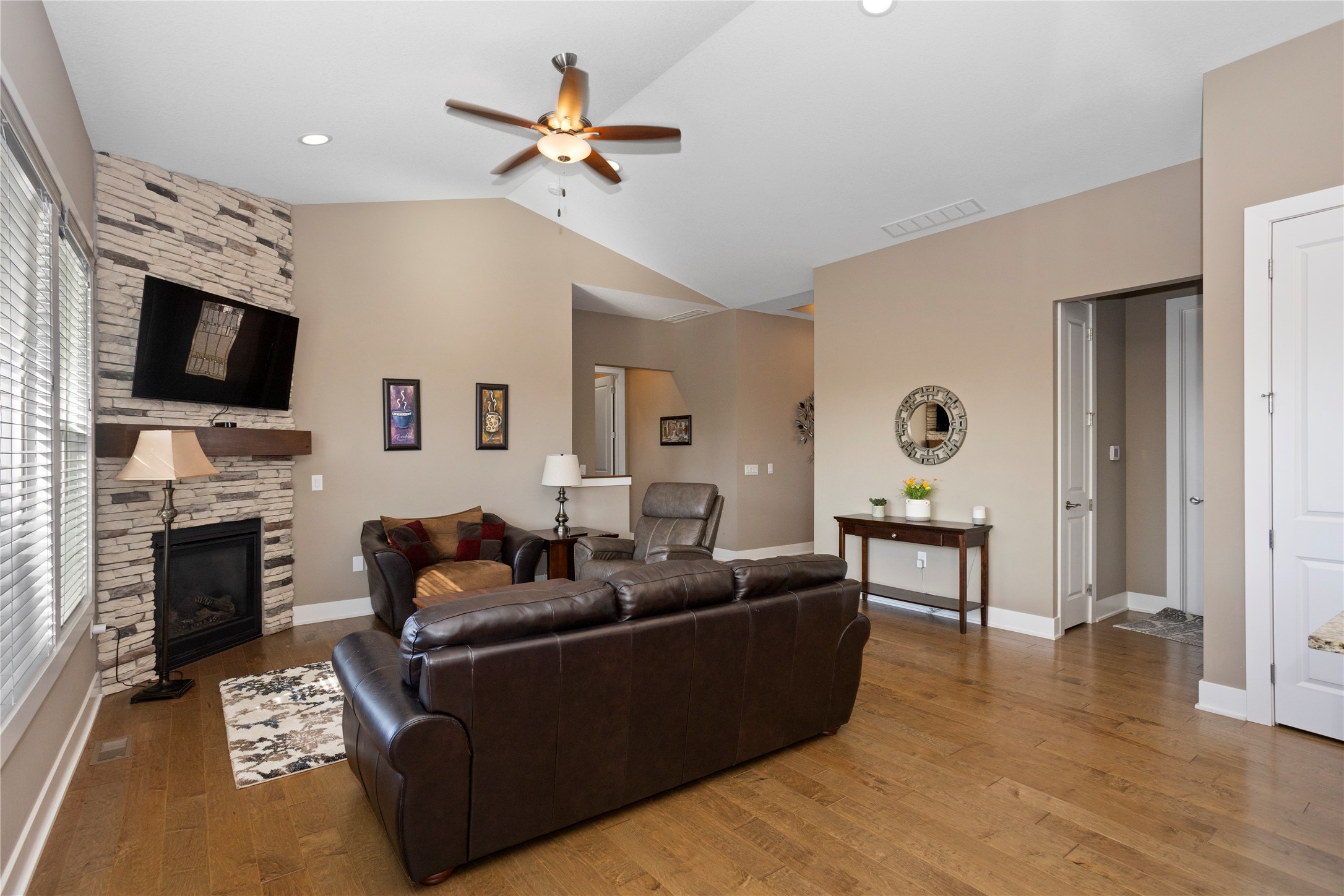 6106 Aspen Drive Property Photo 5