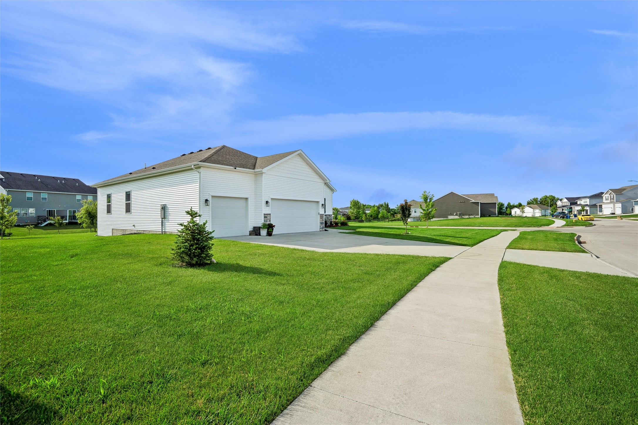 4701 172nd Way Property Photo 2