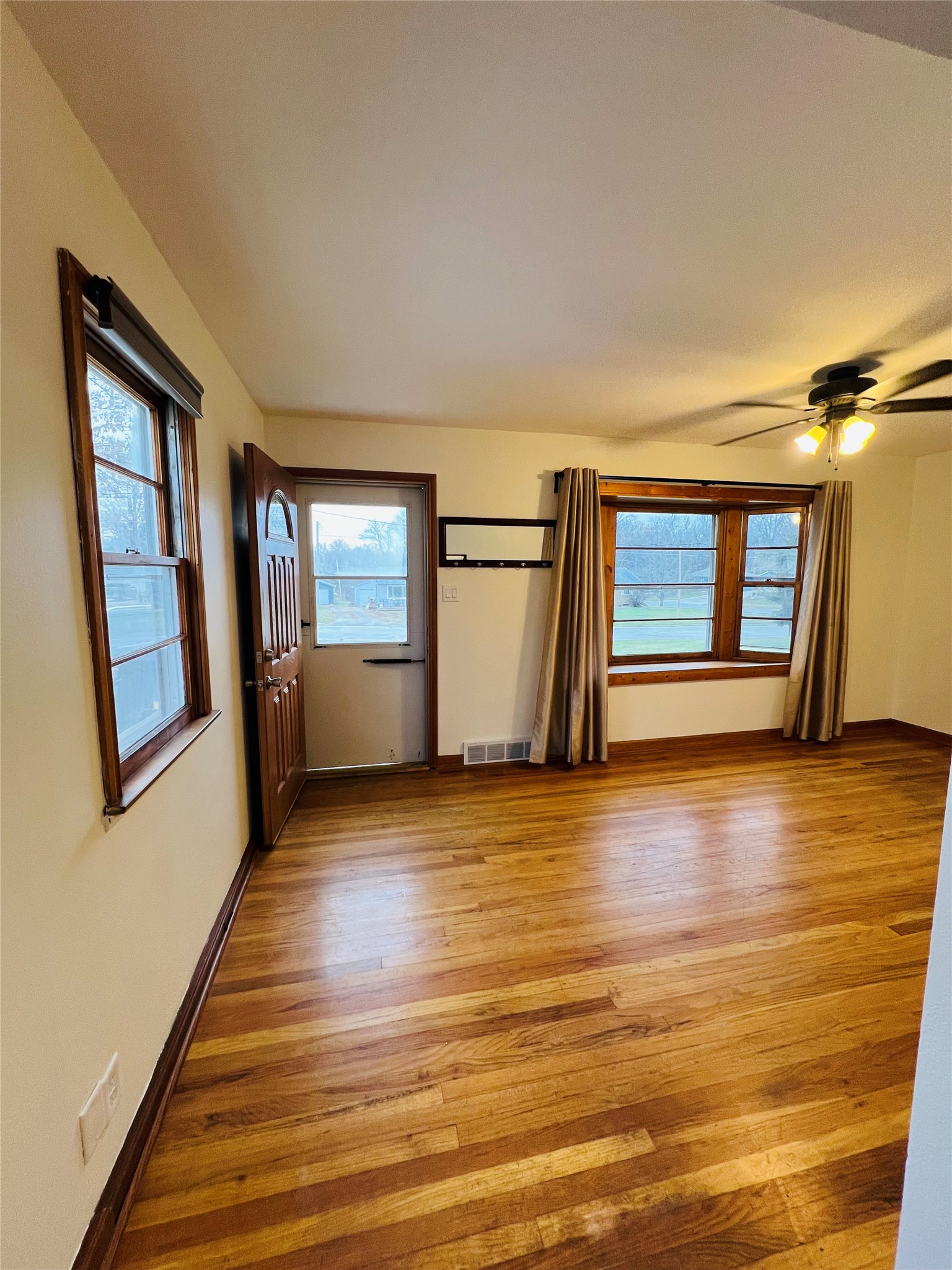 1189 Mason Avenue Property Photo 10