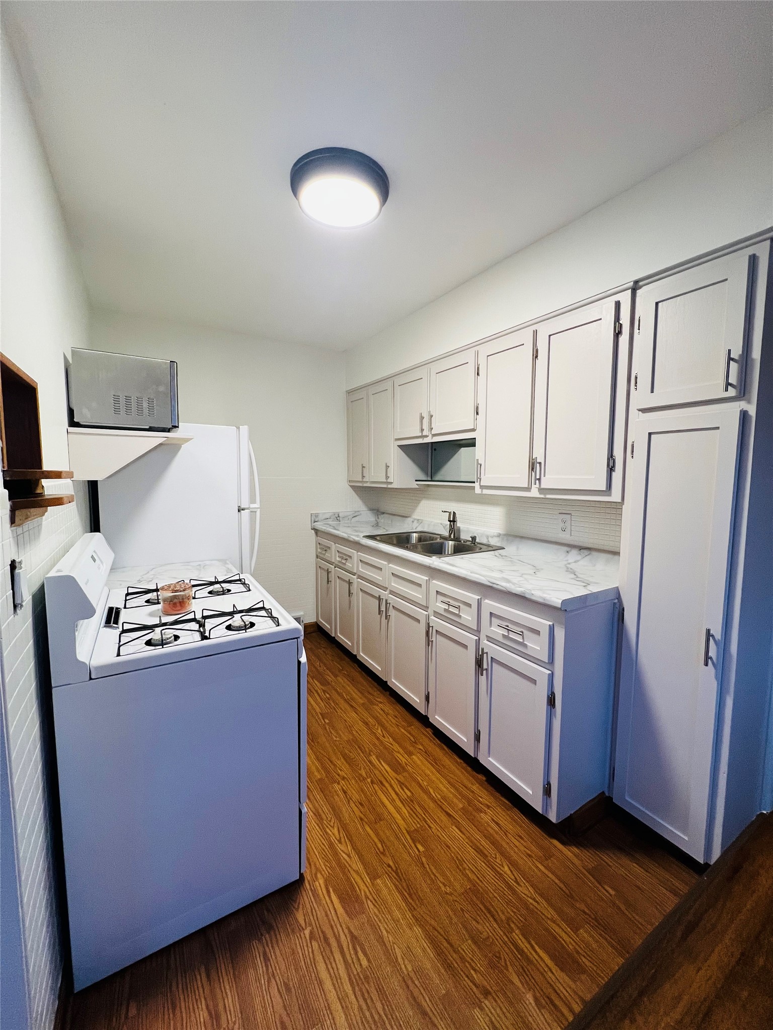 1189 Mason Avenue Property Photo 11