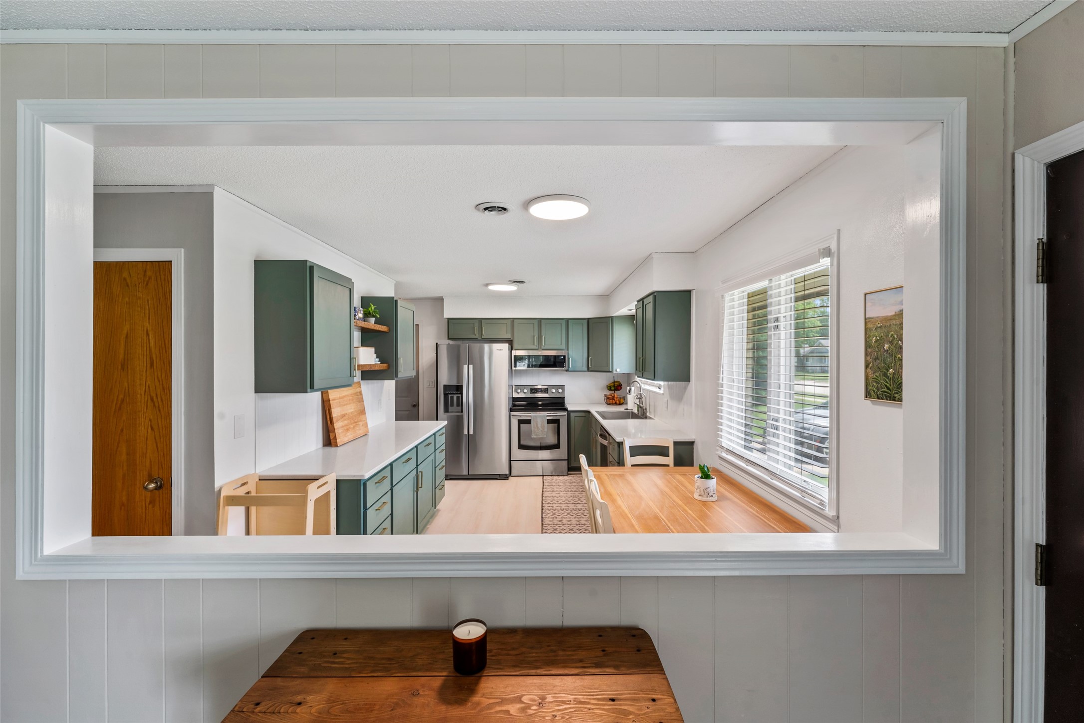 621 State Street Property Photo 5