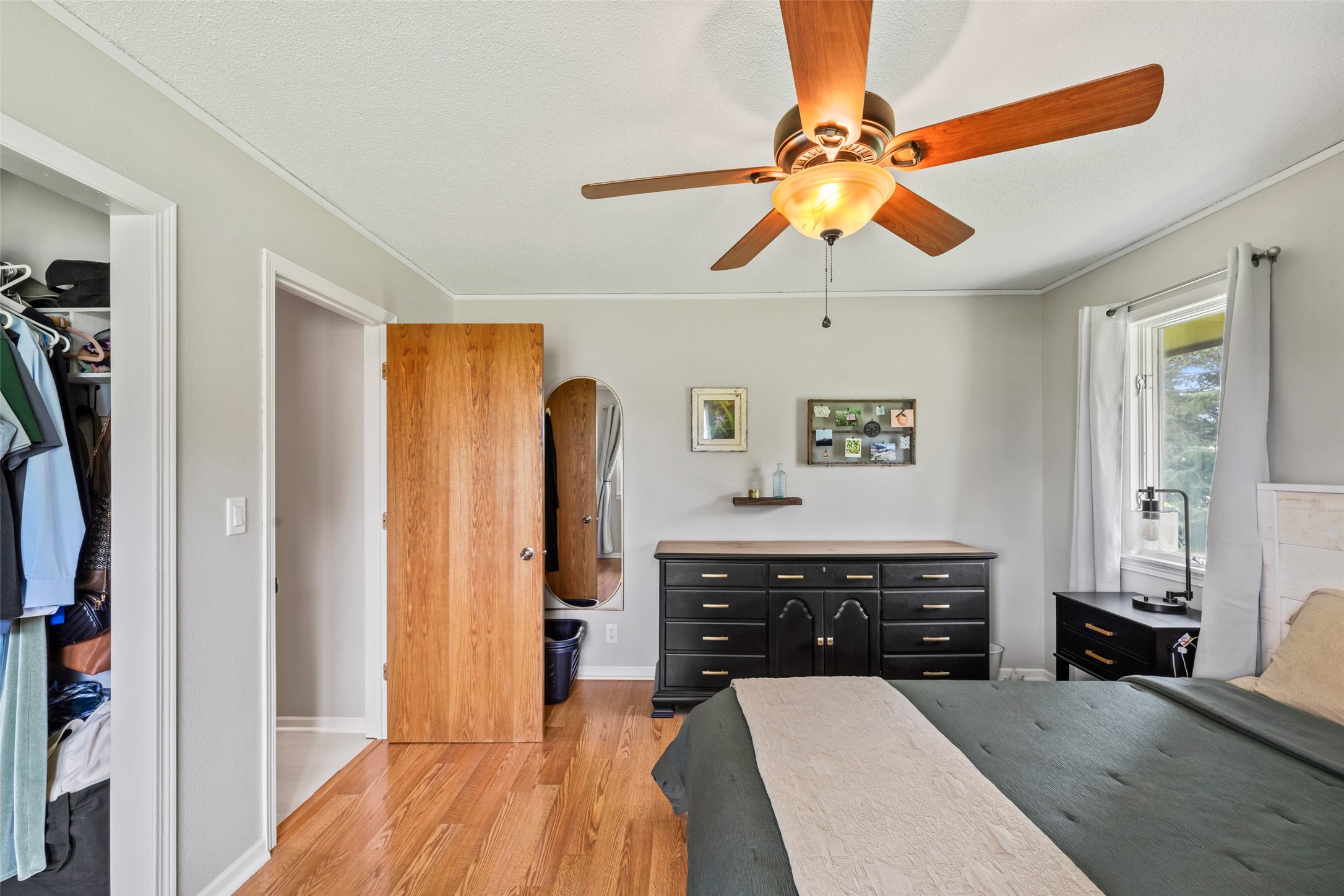 621 State Street Property Photo 11
