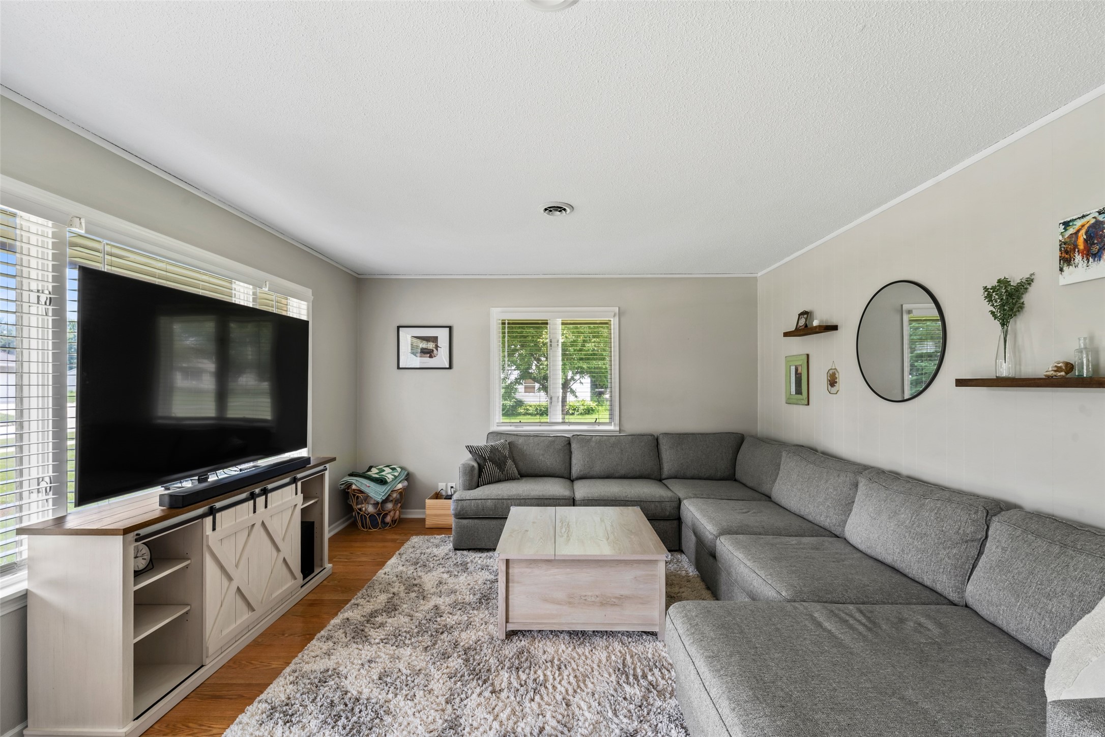 621 State Street Property Photo 16