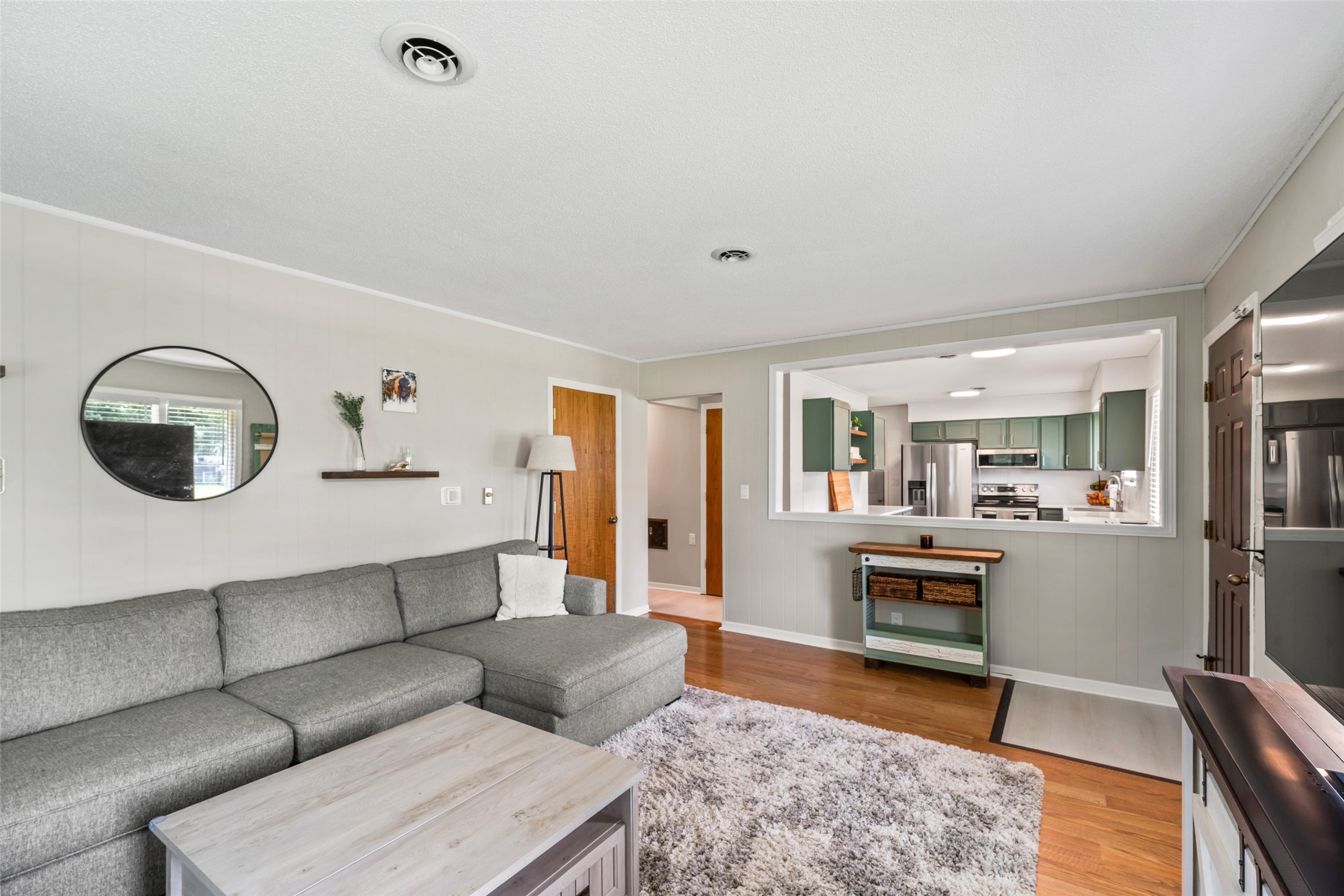 621 State Street Property Photo 17