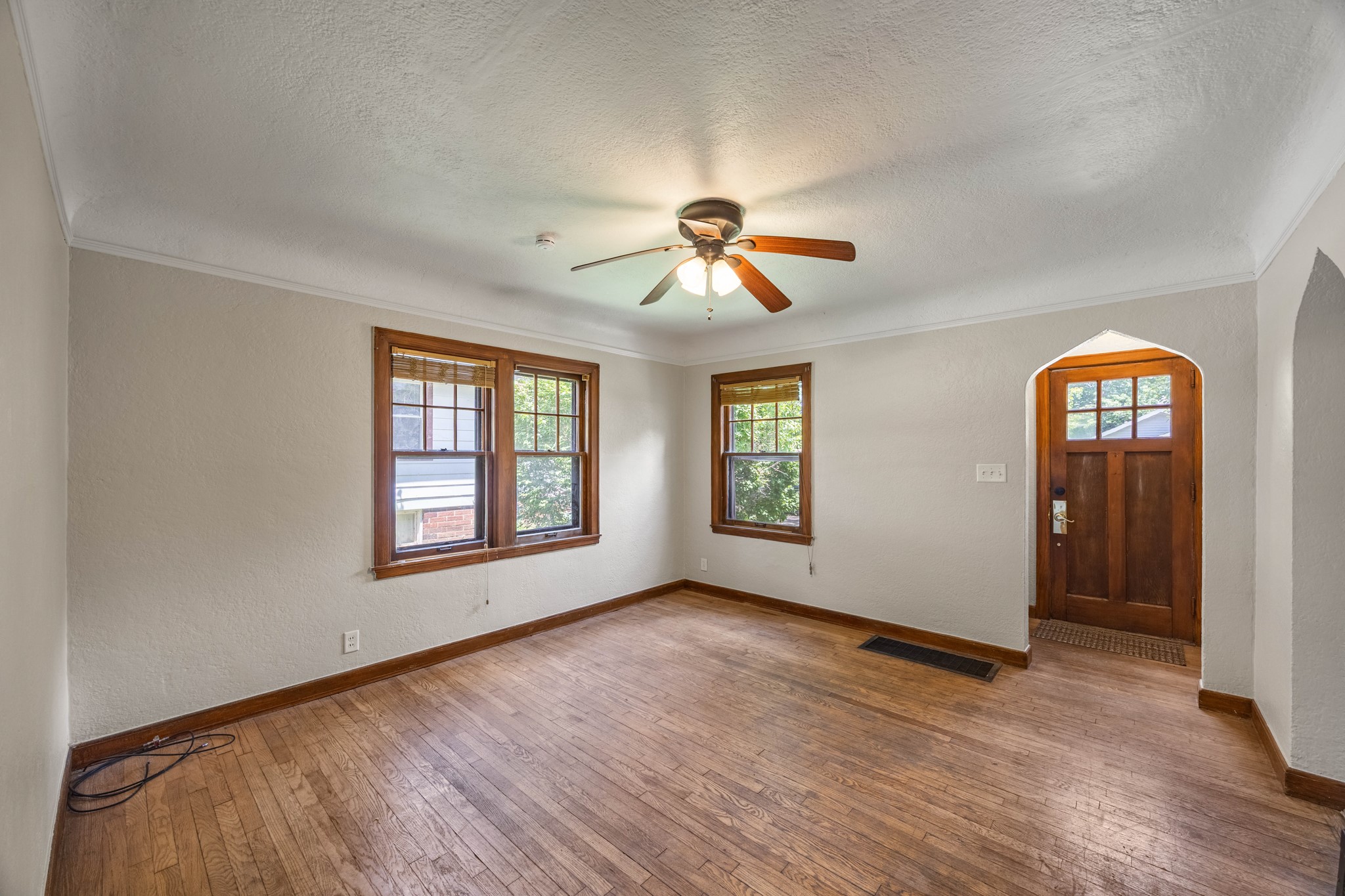 4108 3rd Street Property Photo 3