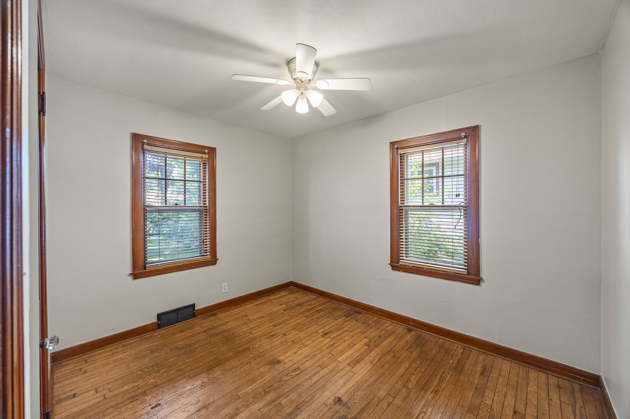 4108 3rd Street Property Photo 8