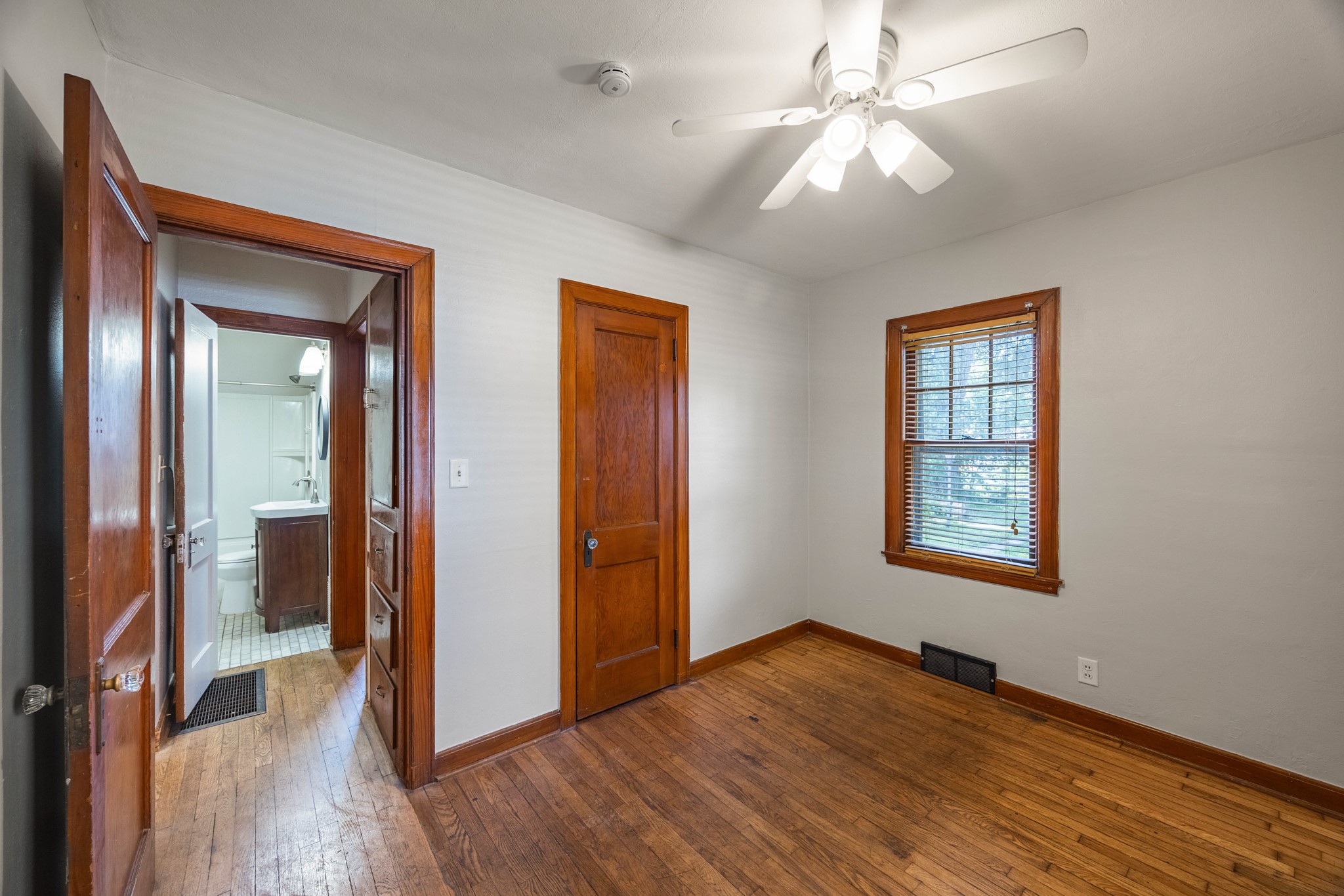 4108 3rd Street Property Photo 9
