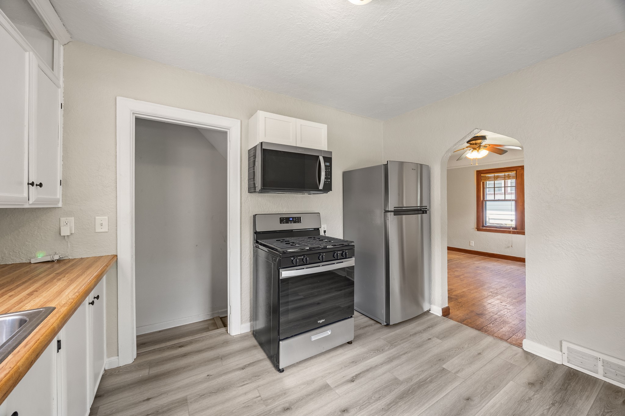 4108 3rd Street Property Photo 18