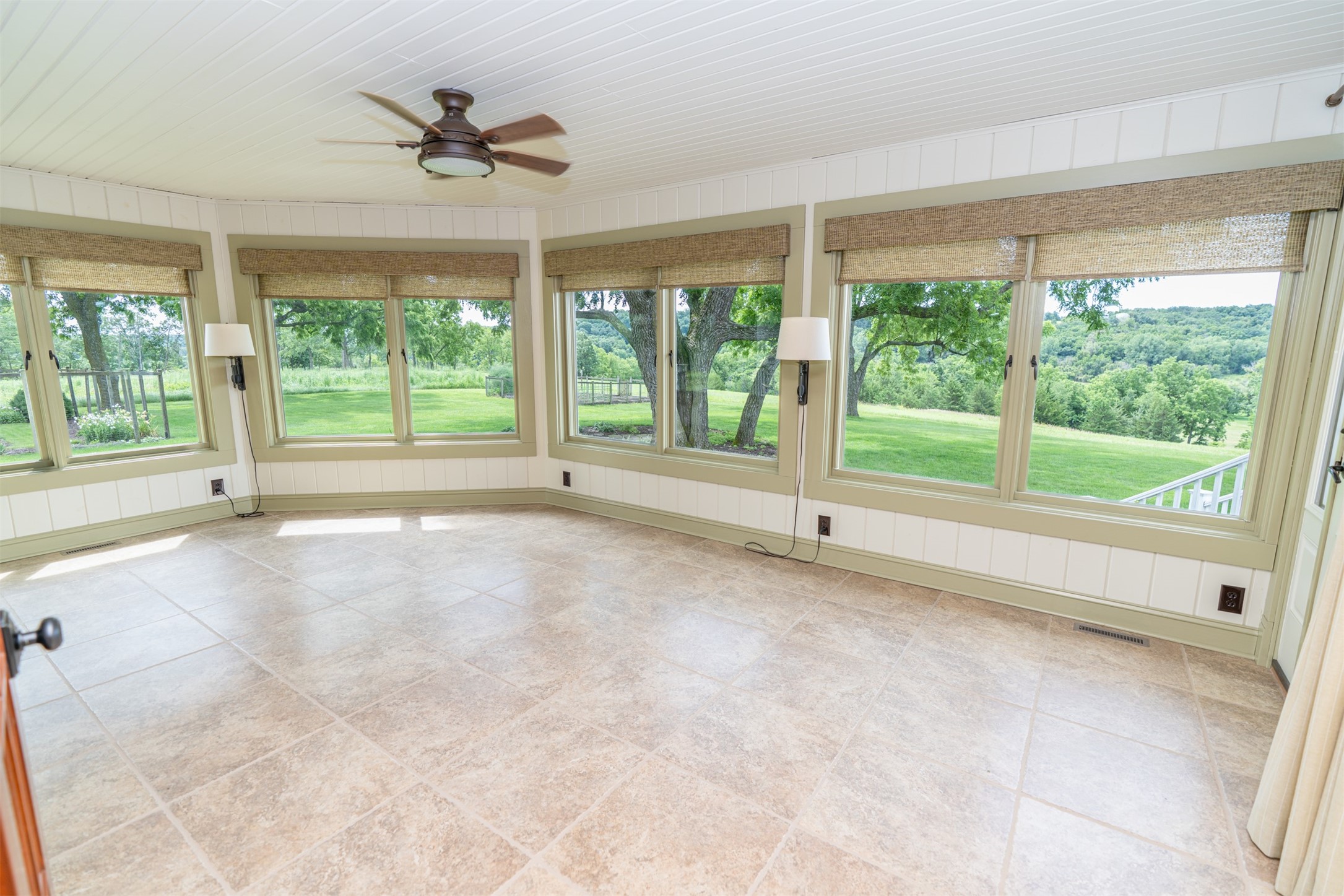 2946 Saint Charles Road Property Photo 15