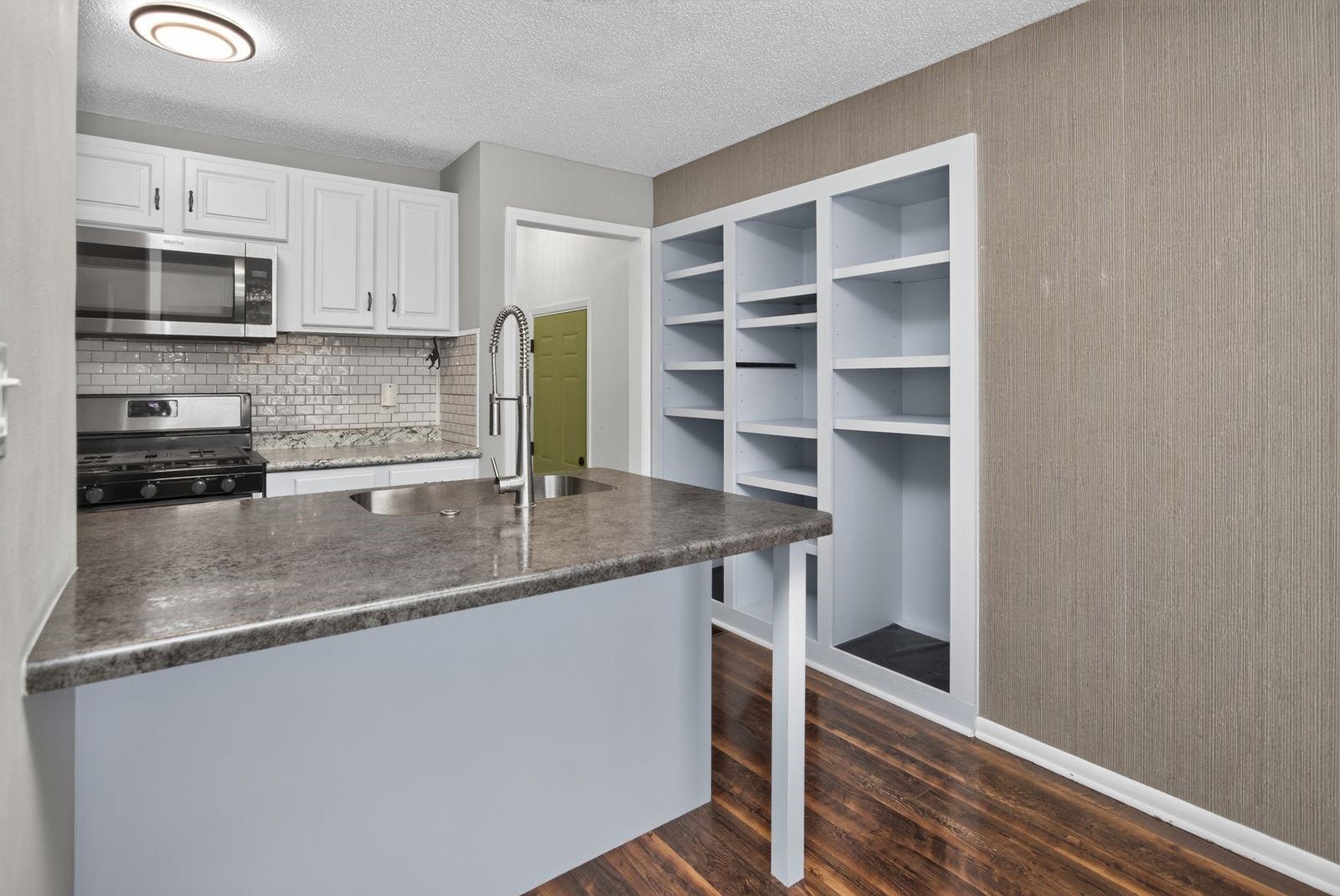 1207 Holly Drive Property Photo 11