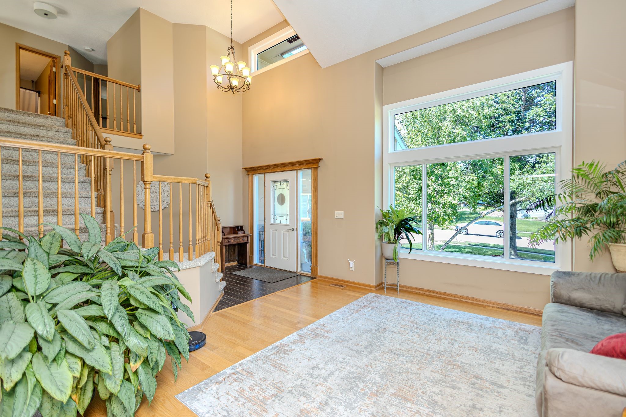 5509 Kings Row Property Photo 5
