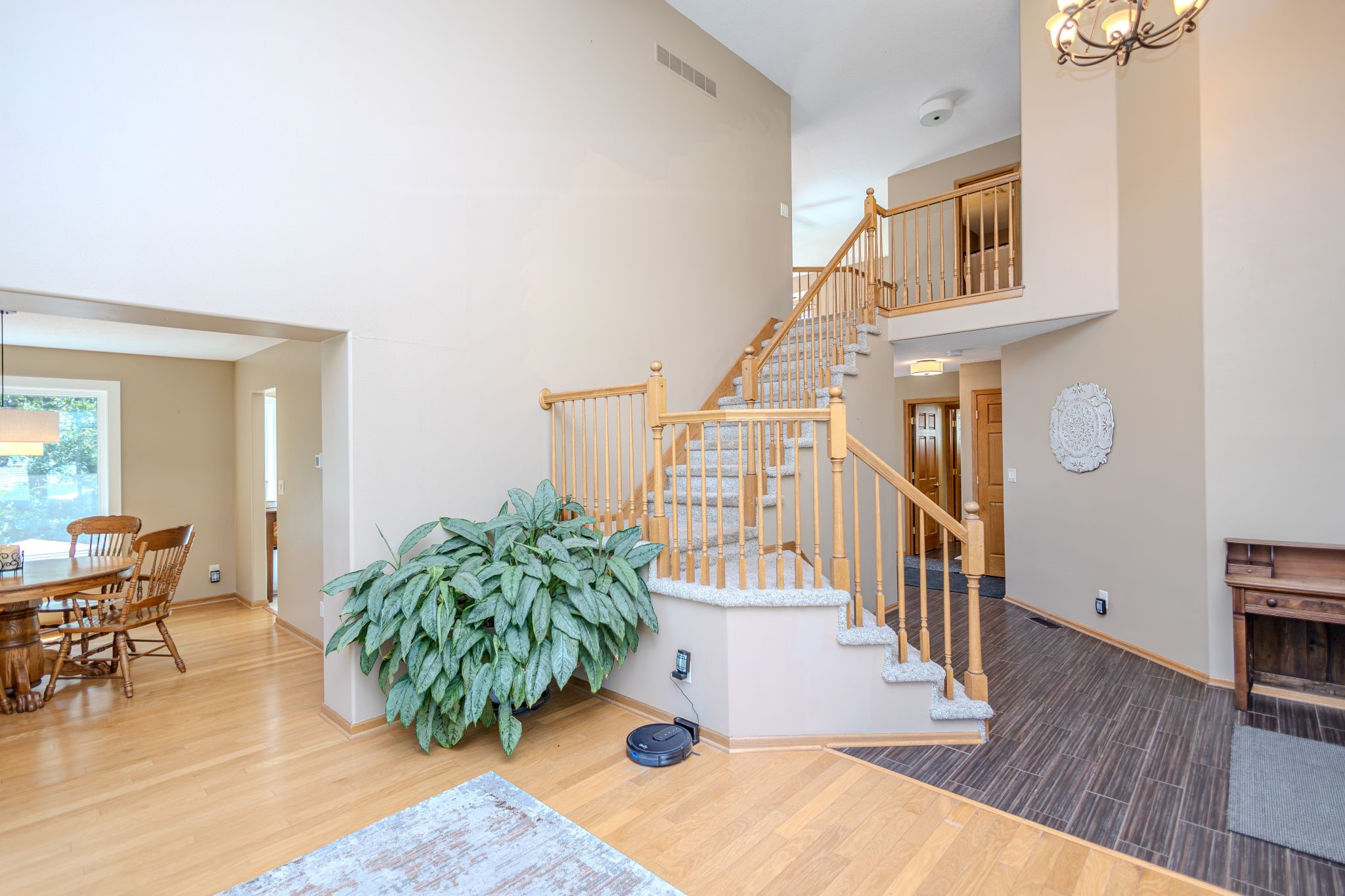 5509 Kings Row Property Photo 6