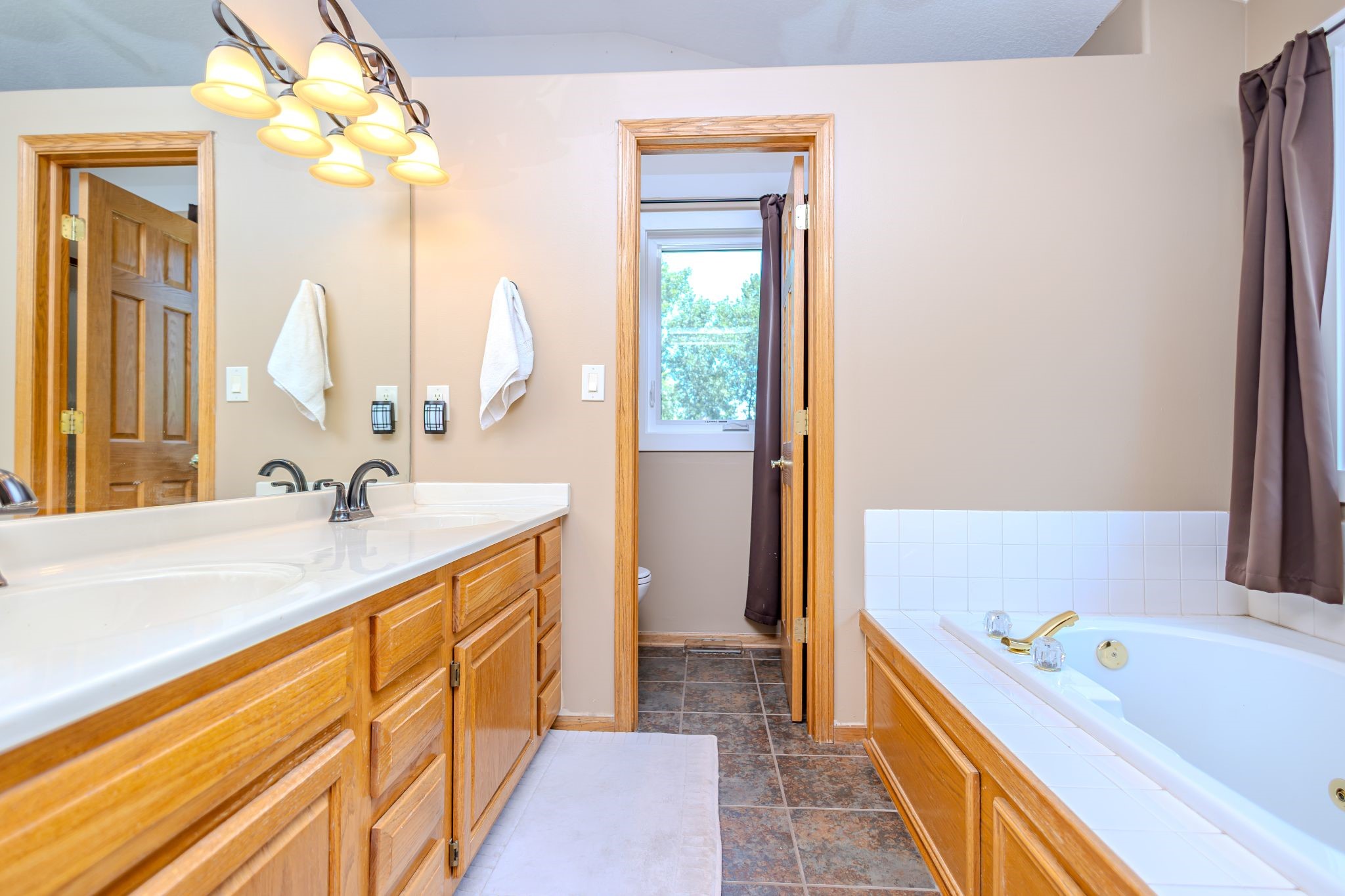 5509 Kings Row Property Photo 18