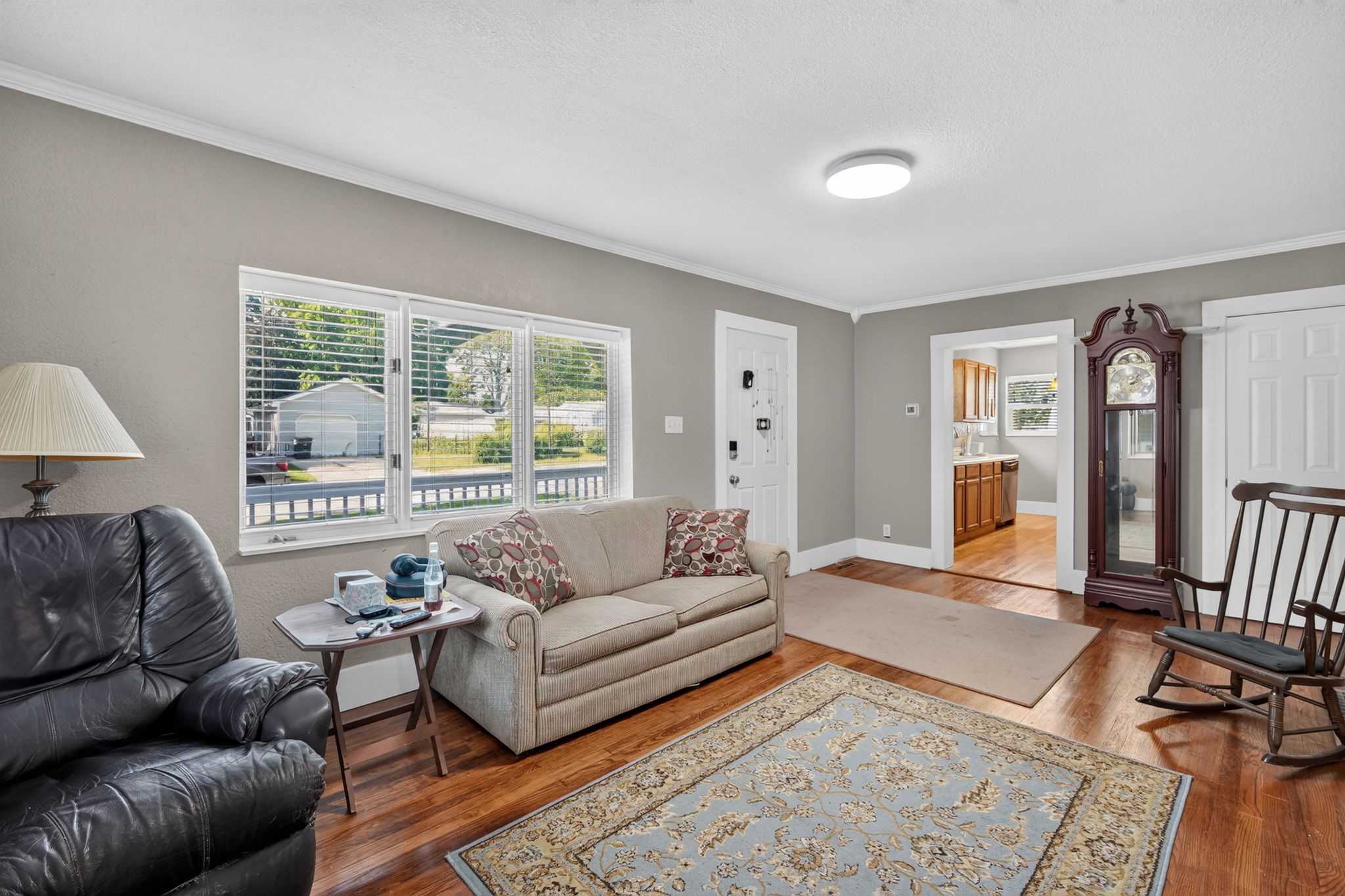 5903 Sheridan Avenue Property Photo 4