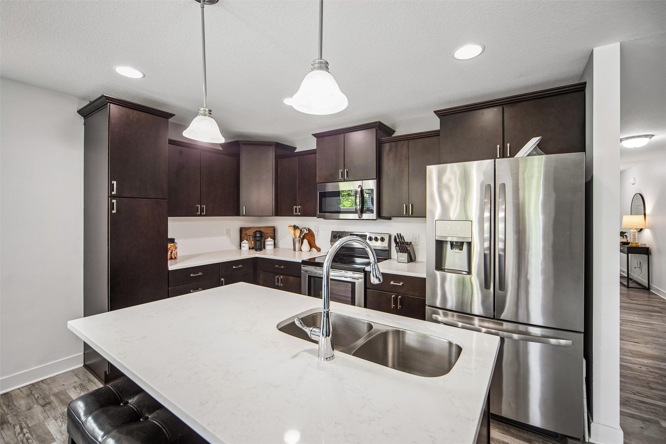 4205 High Street Property Photo 9