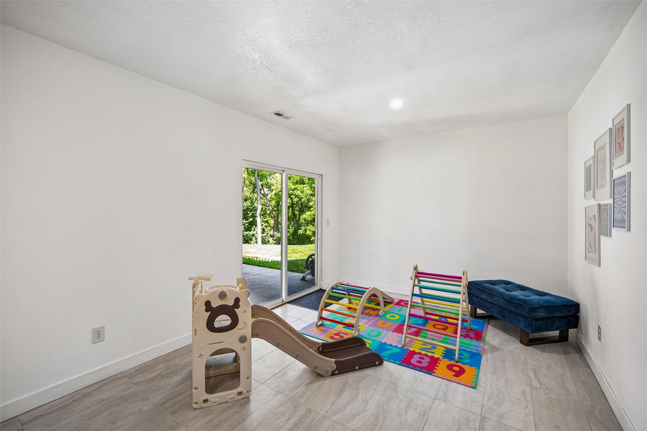 4205 High Street Property Photo 24