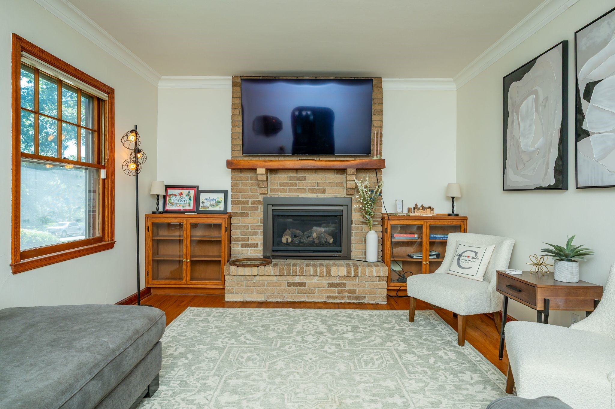 2910 36th Street Property Photo 3