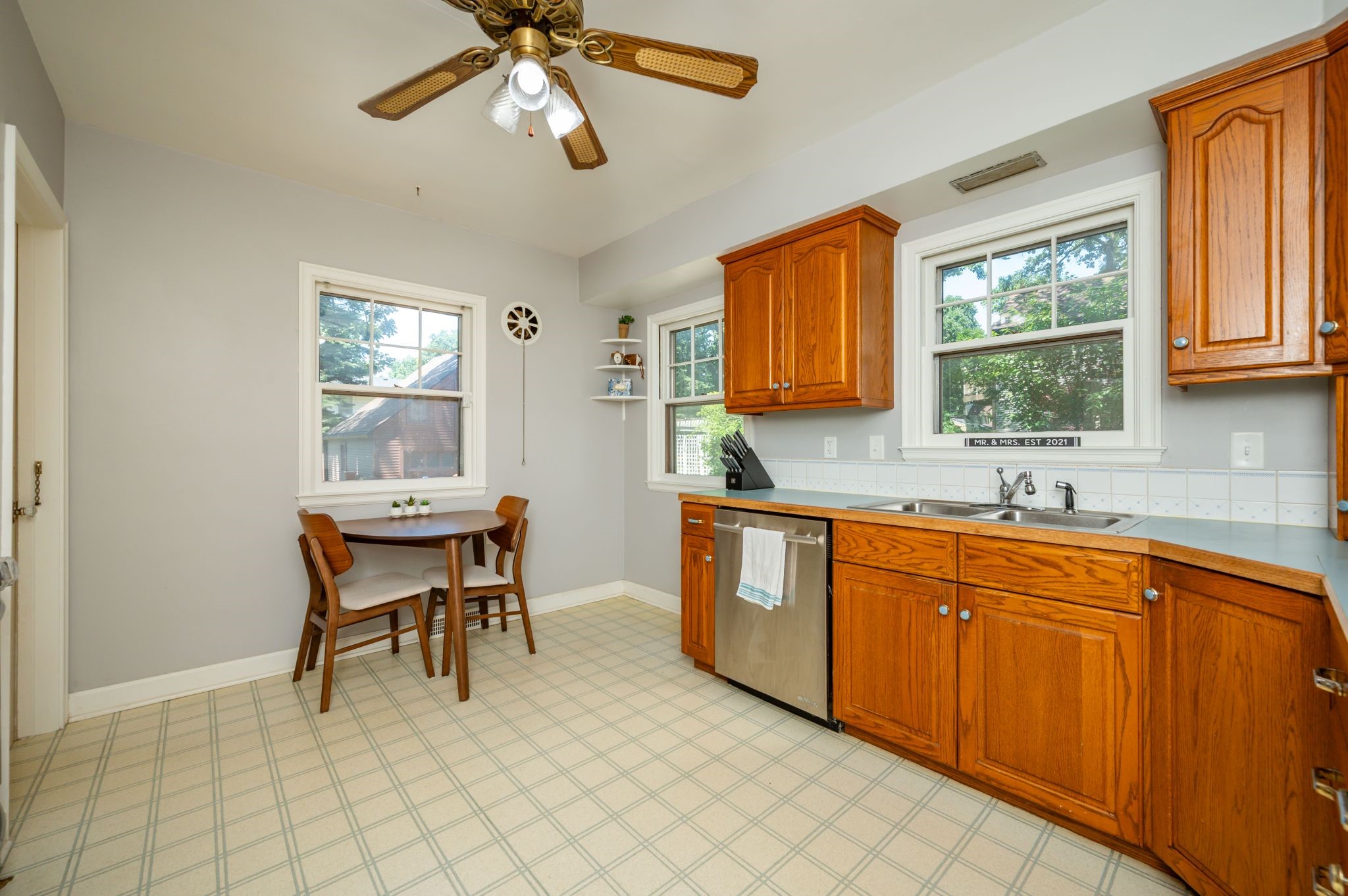 2910 36th Street Property Photo 8