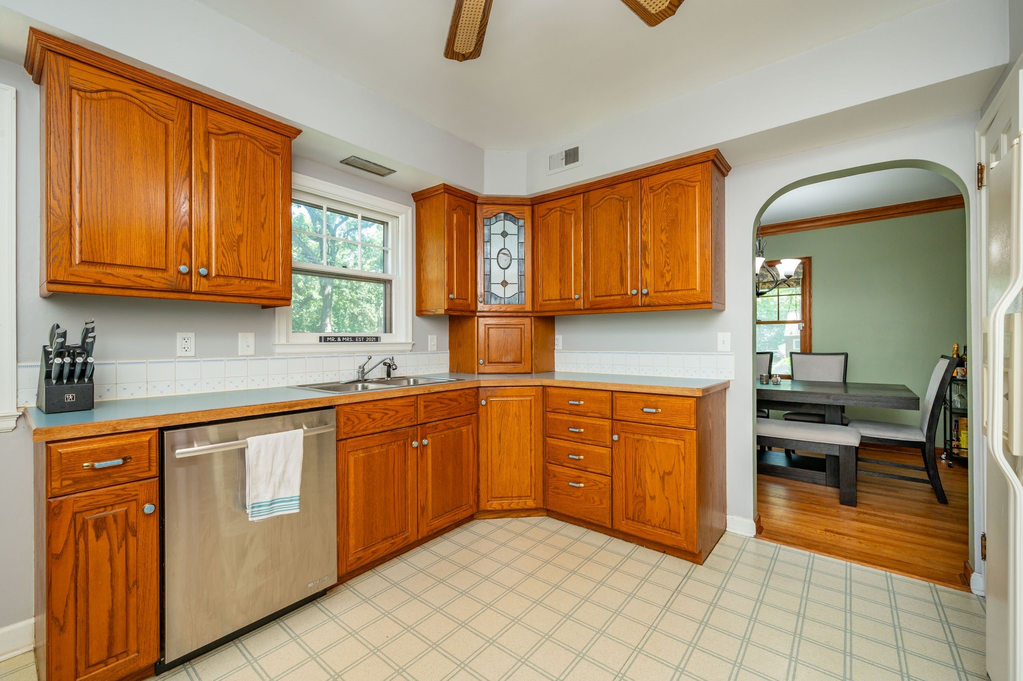 2910 36th Street Property Photo 9
