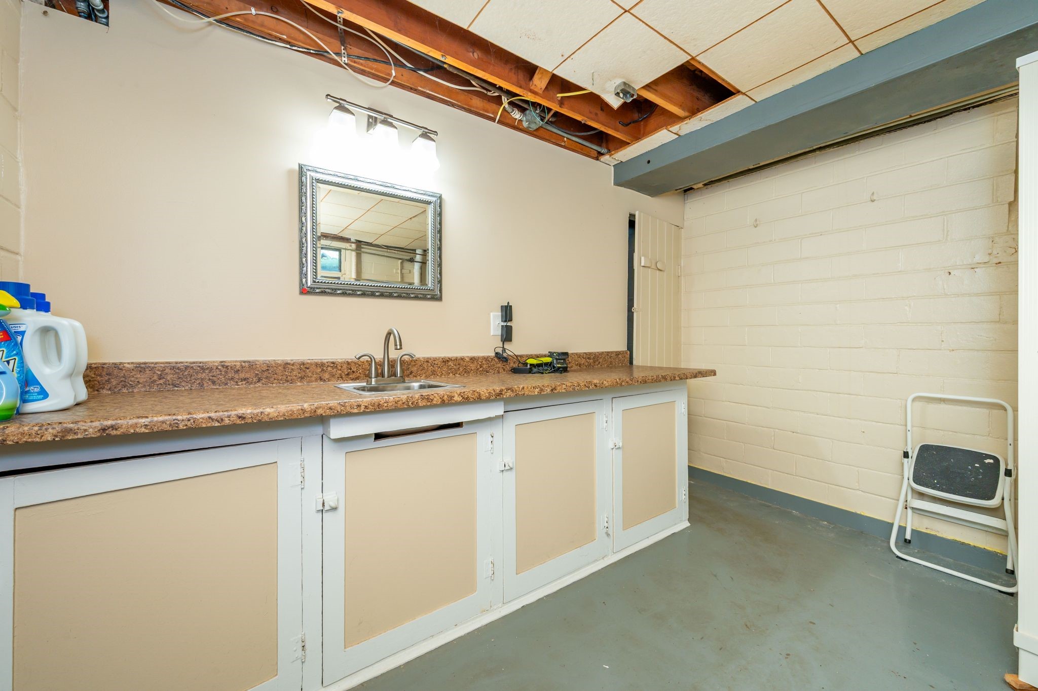 2910 36th Street Property Photo 24