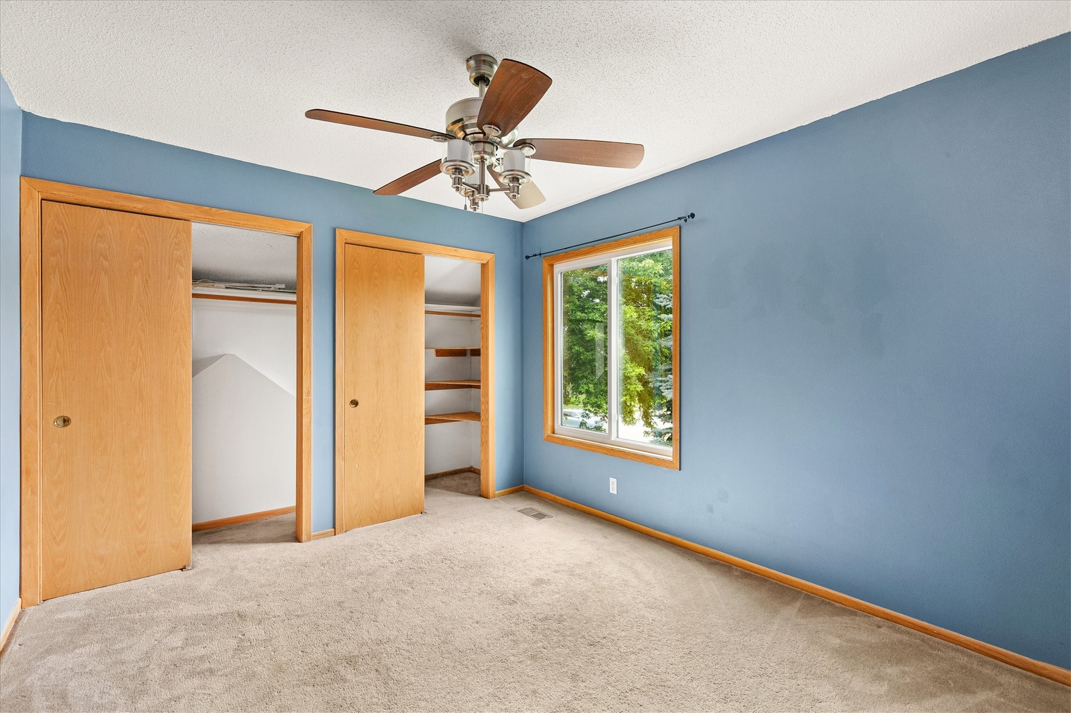 5915 Brookview Drive Property Photo 25