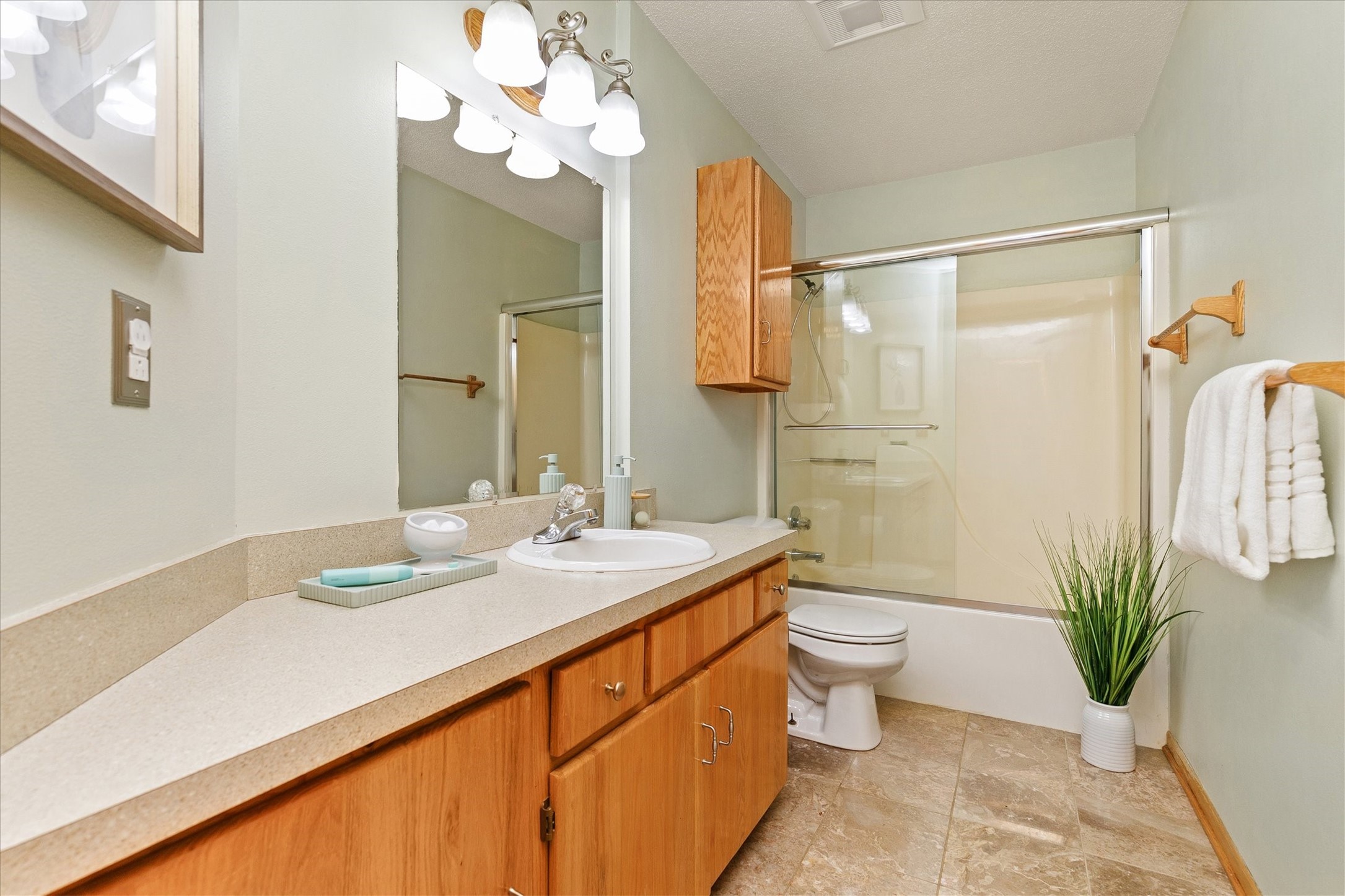 5915 Brookview Drive Property Photo 26