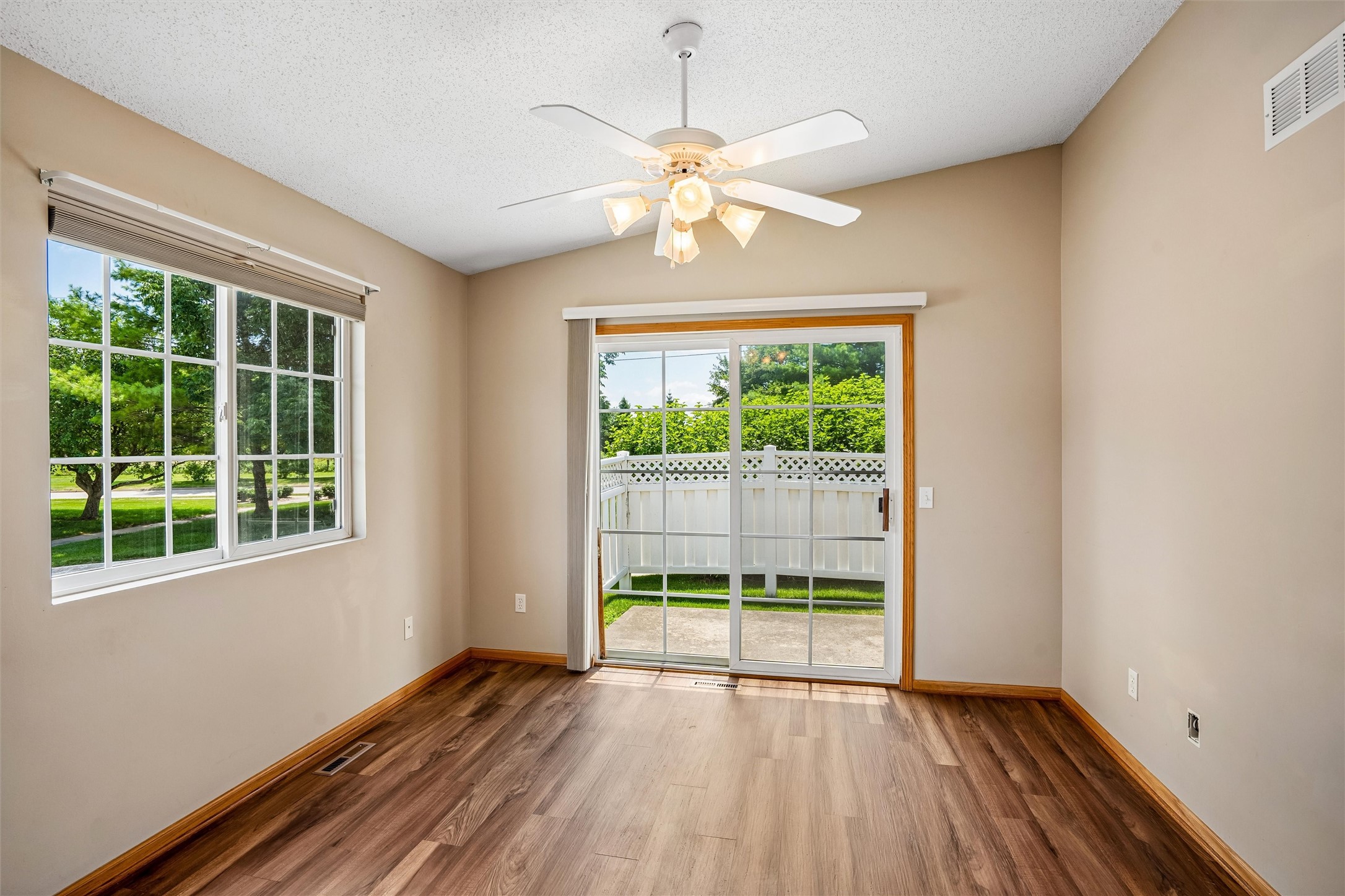 12503 Douglas Parkway Property Photo 2