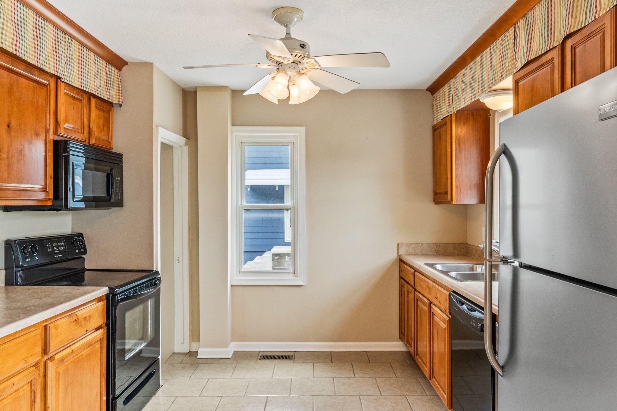 6412 Washington Avenue Property Photo 1