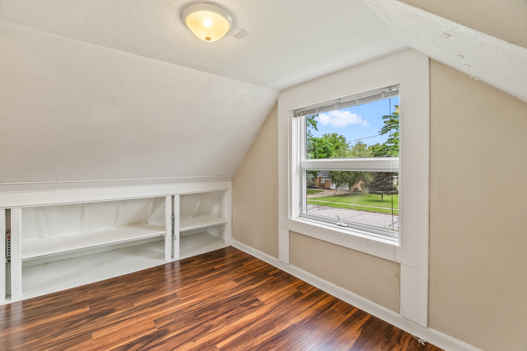 6412 Washington Avenue Property Photo 16