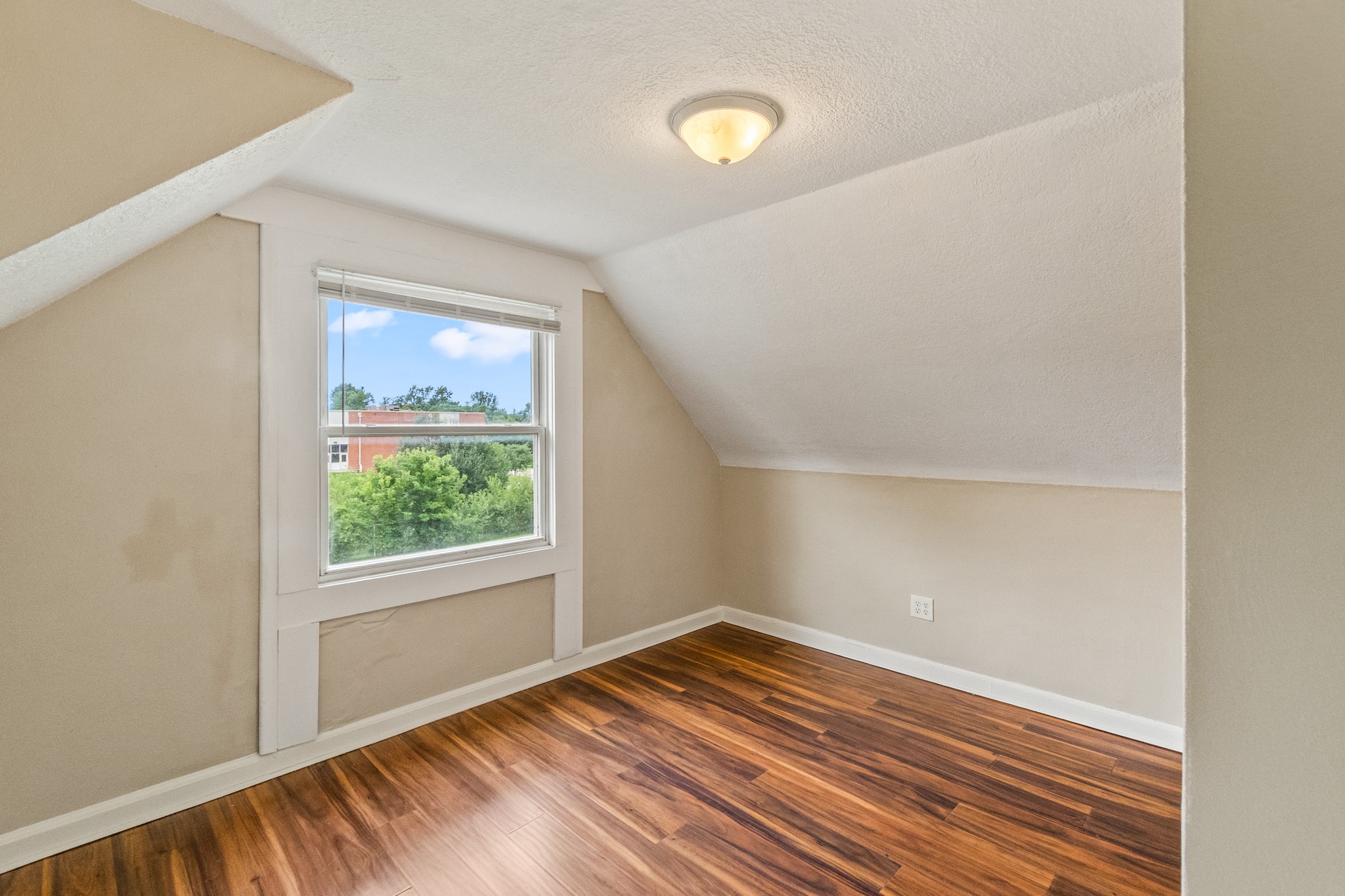 6412 Washington Avenue Property Photo 22