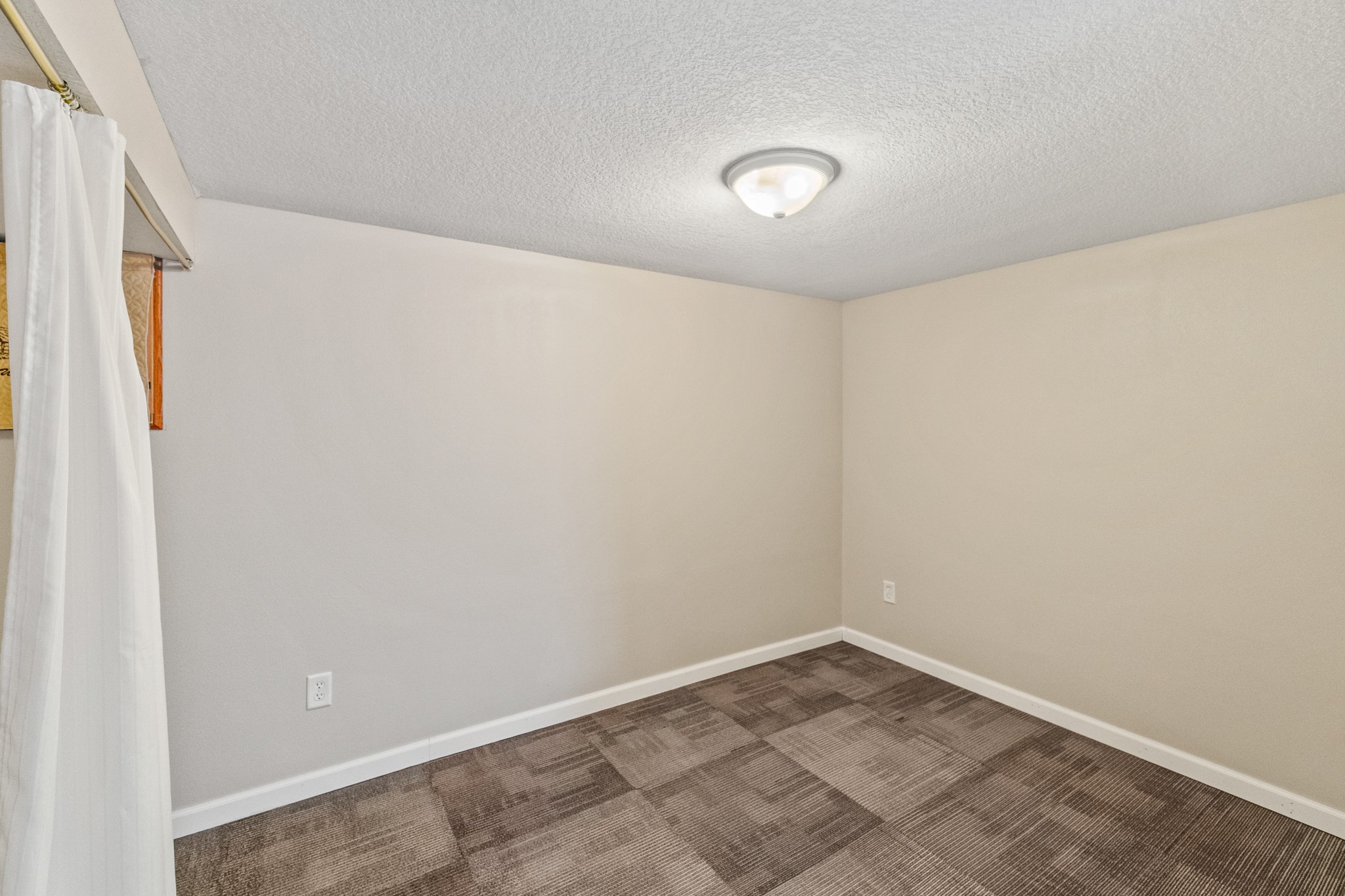 6412 Washington Avenue Property Photo 28