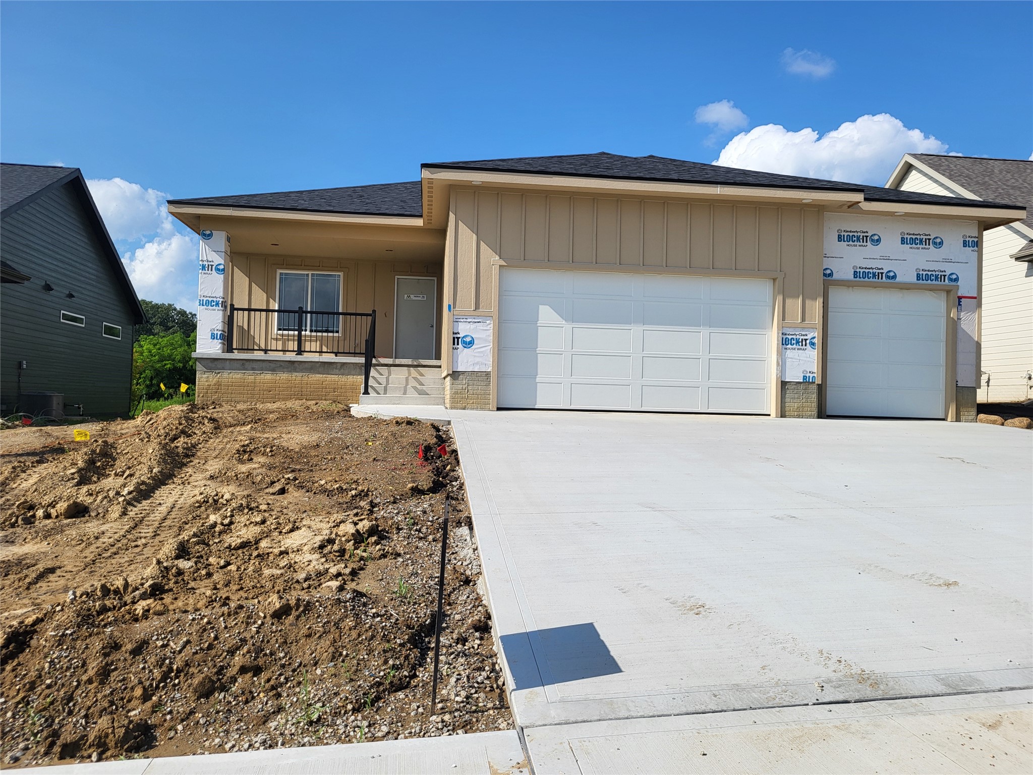 1875 E Autumn Trail Circle Property Photo 1