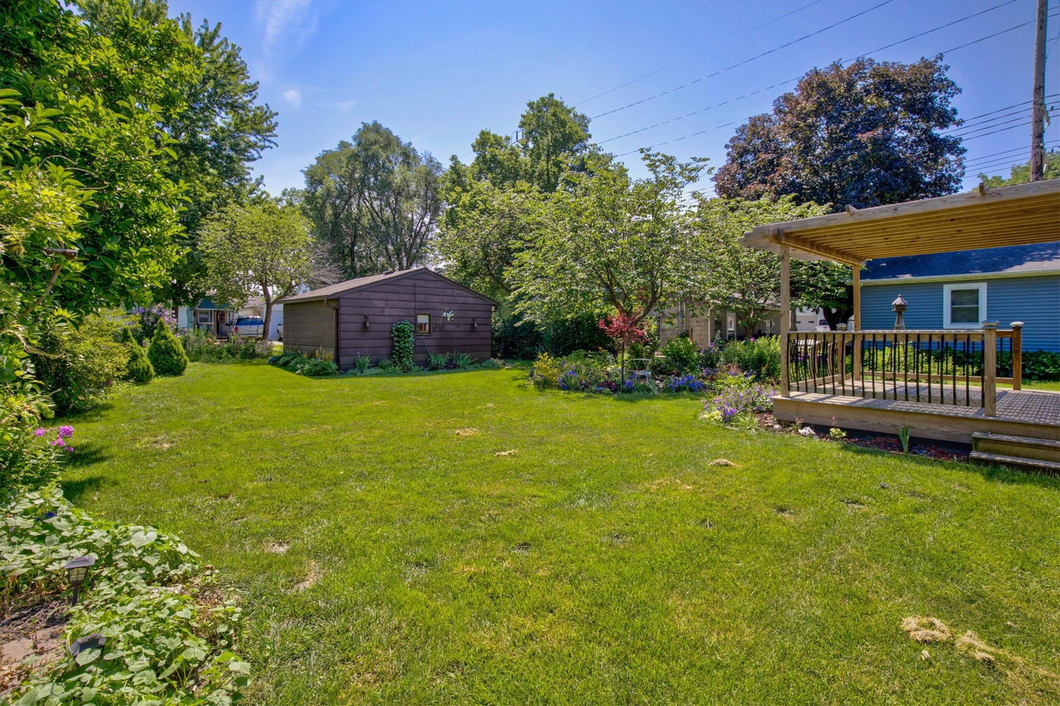 1411 3rd Street Property Photo 4