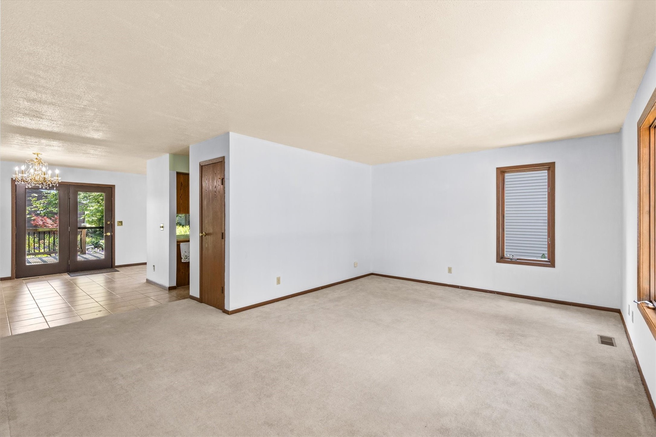 1411 3rd Street Property Photo 8