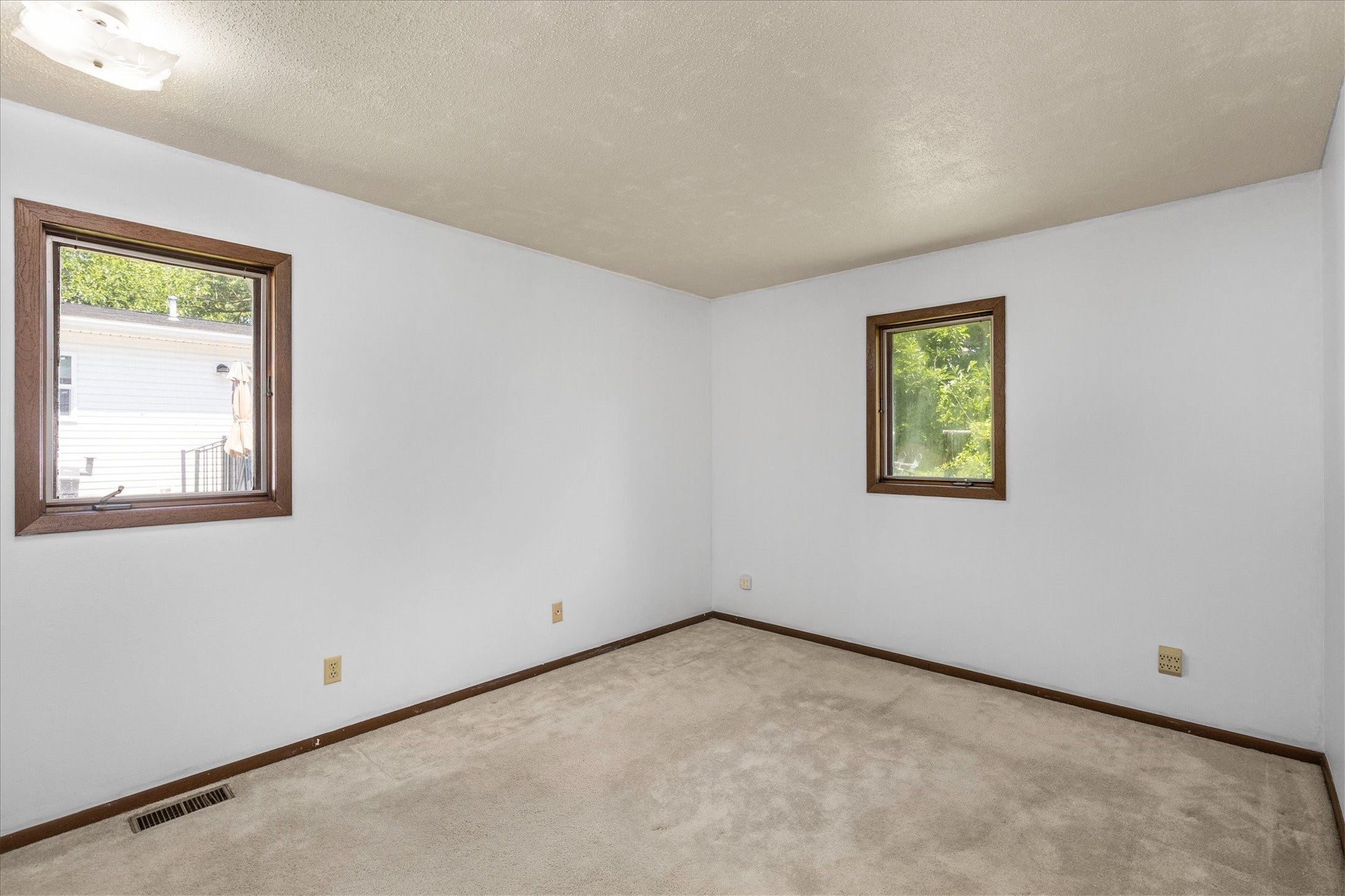 1411 3rd Street Property Photo 19