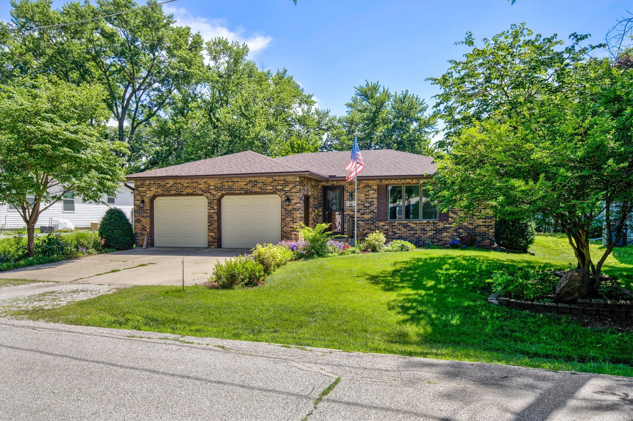 1411 3rd Street Property Photo 34