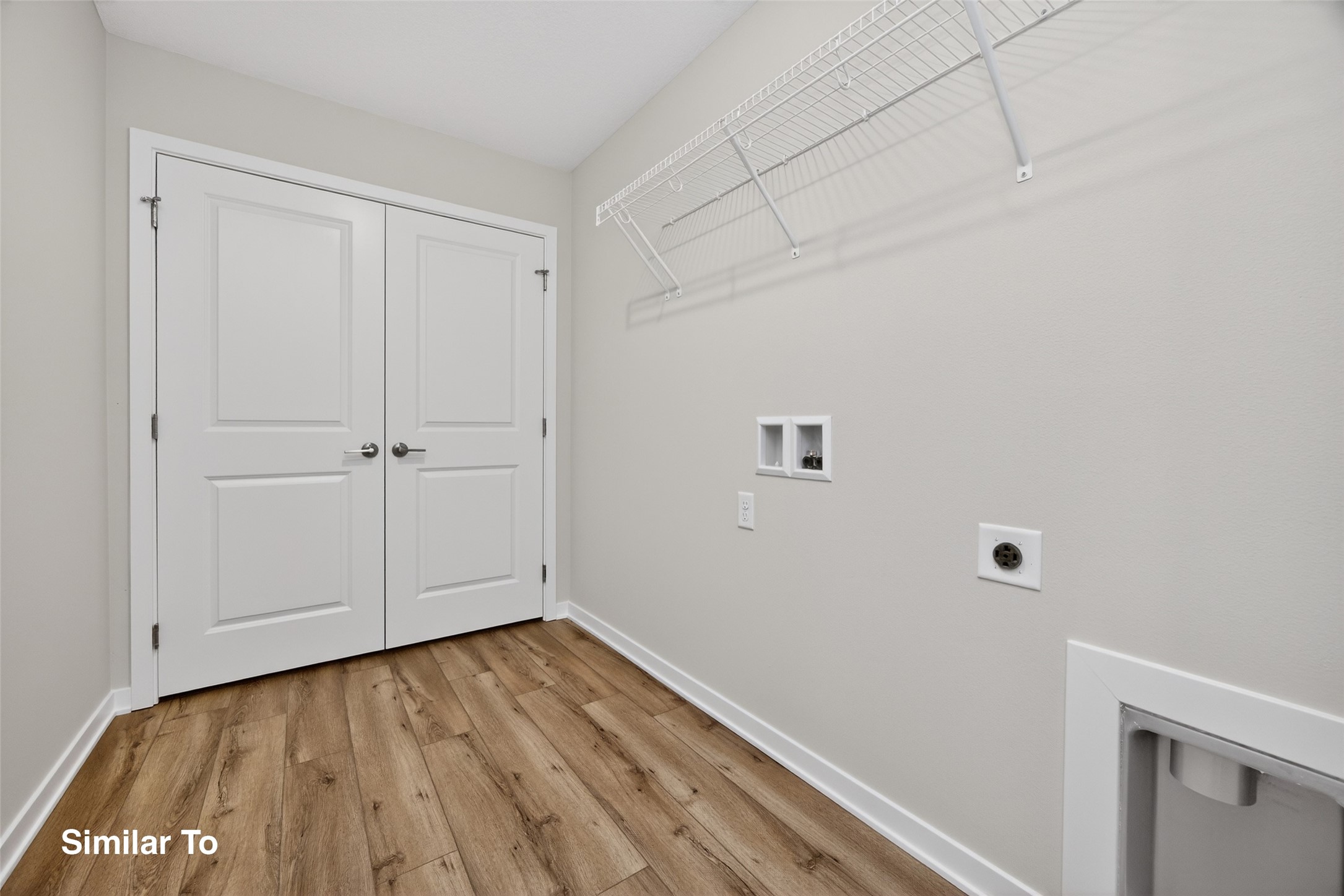 9144 Robinson Drive Property Photo 3