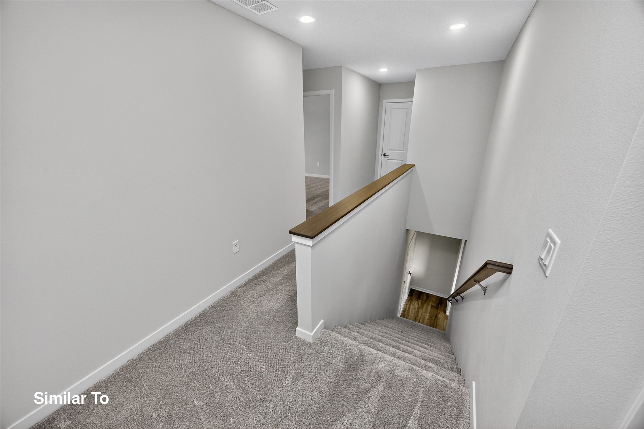 9144 Robinson Drive Property Photo 5