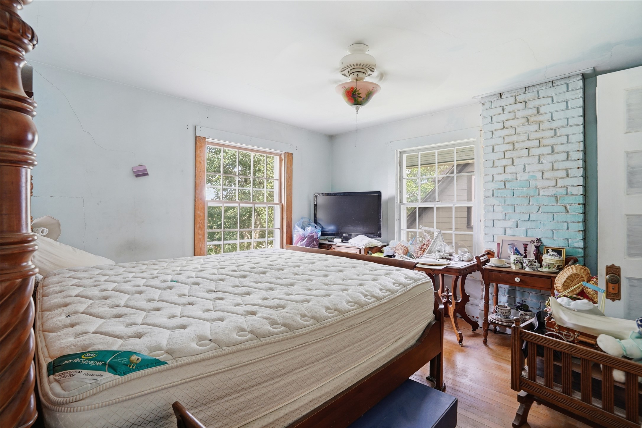 530 6th Street Property Photo 10