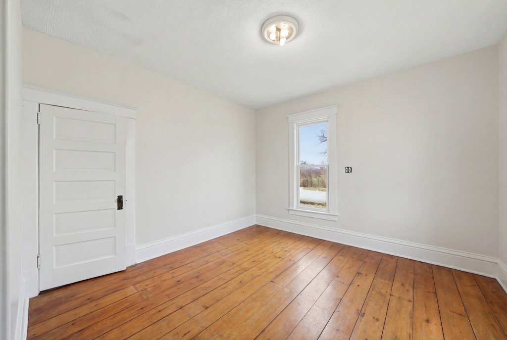 2125 130th Street Property Photo 12